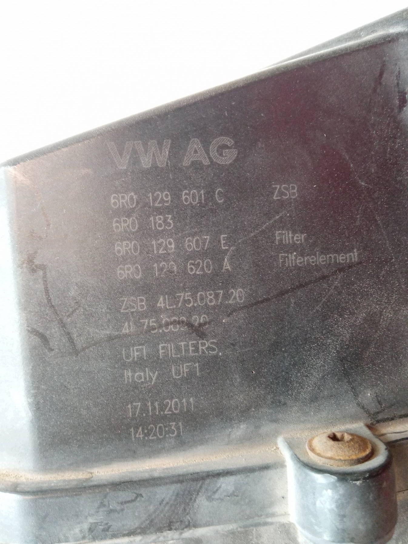 Gehäuse filter luft 6R0129601C Skoda Fabia II (2007-2014)