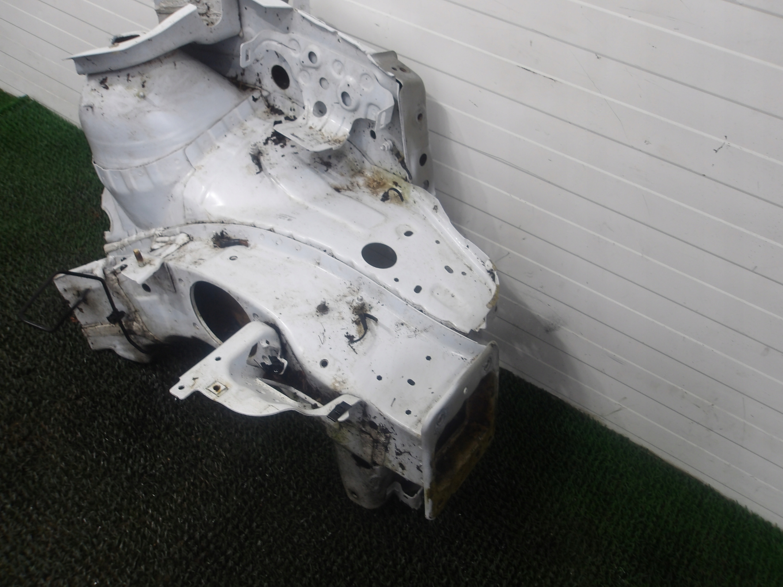 OPEL MERIVA B 2010-2017 quarter left front quarter
