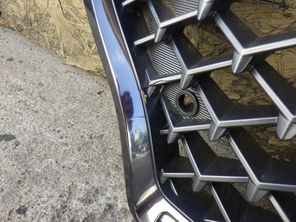 HYUNDAI TUCSON N-LINE 19- Grille