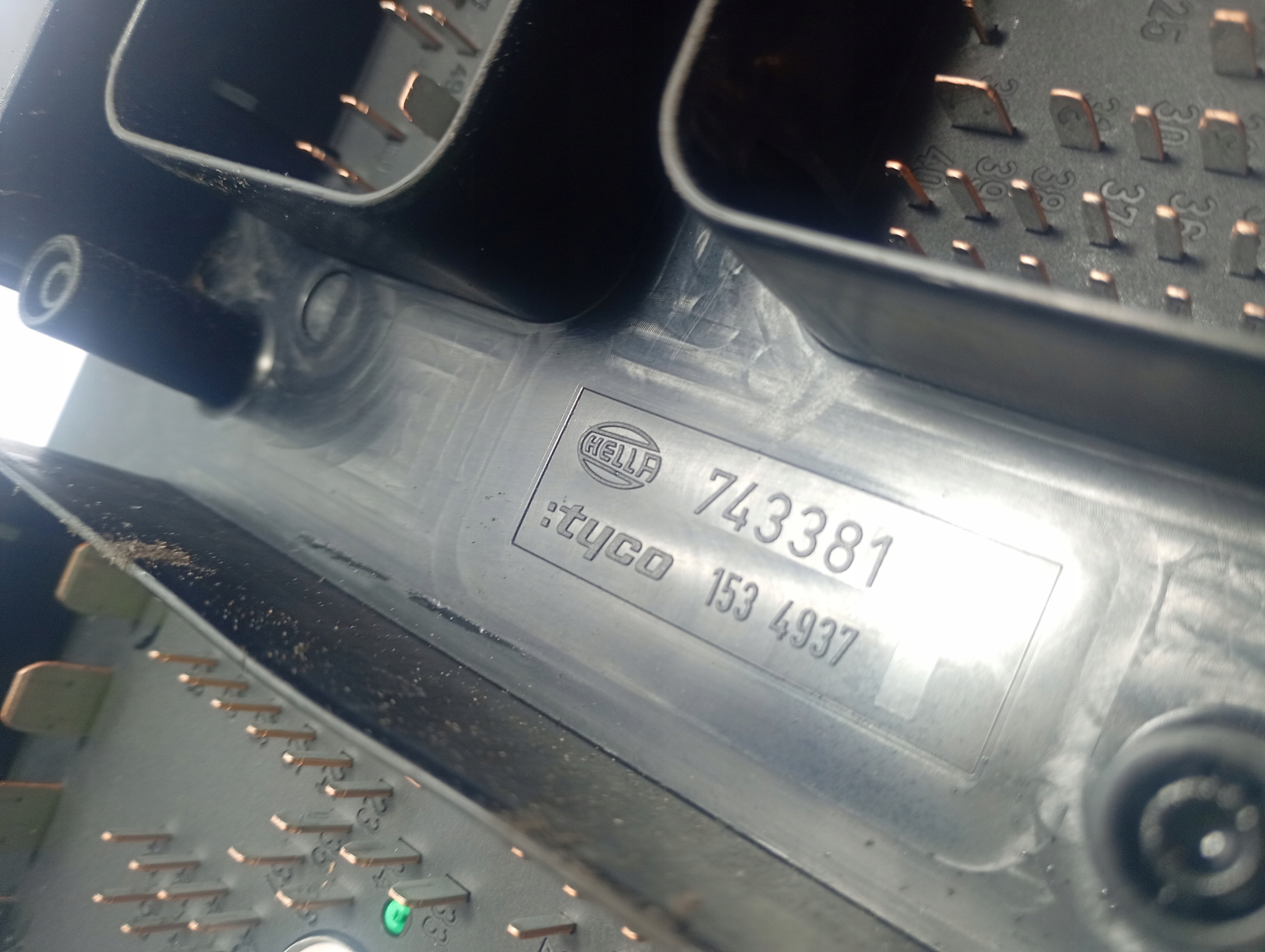 Opel Astra H 04-14 Module Module fusibles OE 1534937