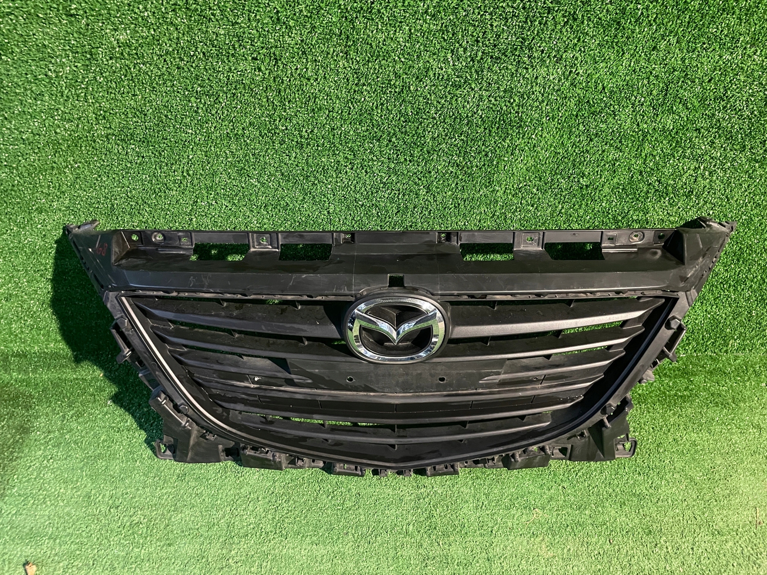 MAZDA 3 III 13- GRILLE BJS750712