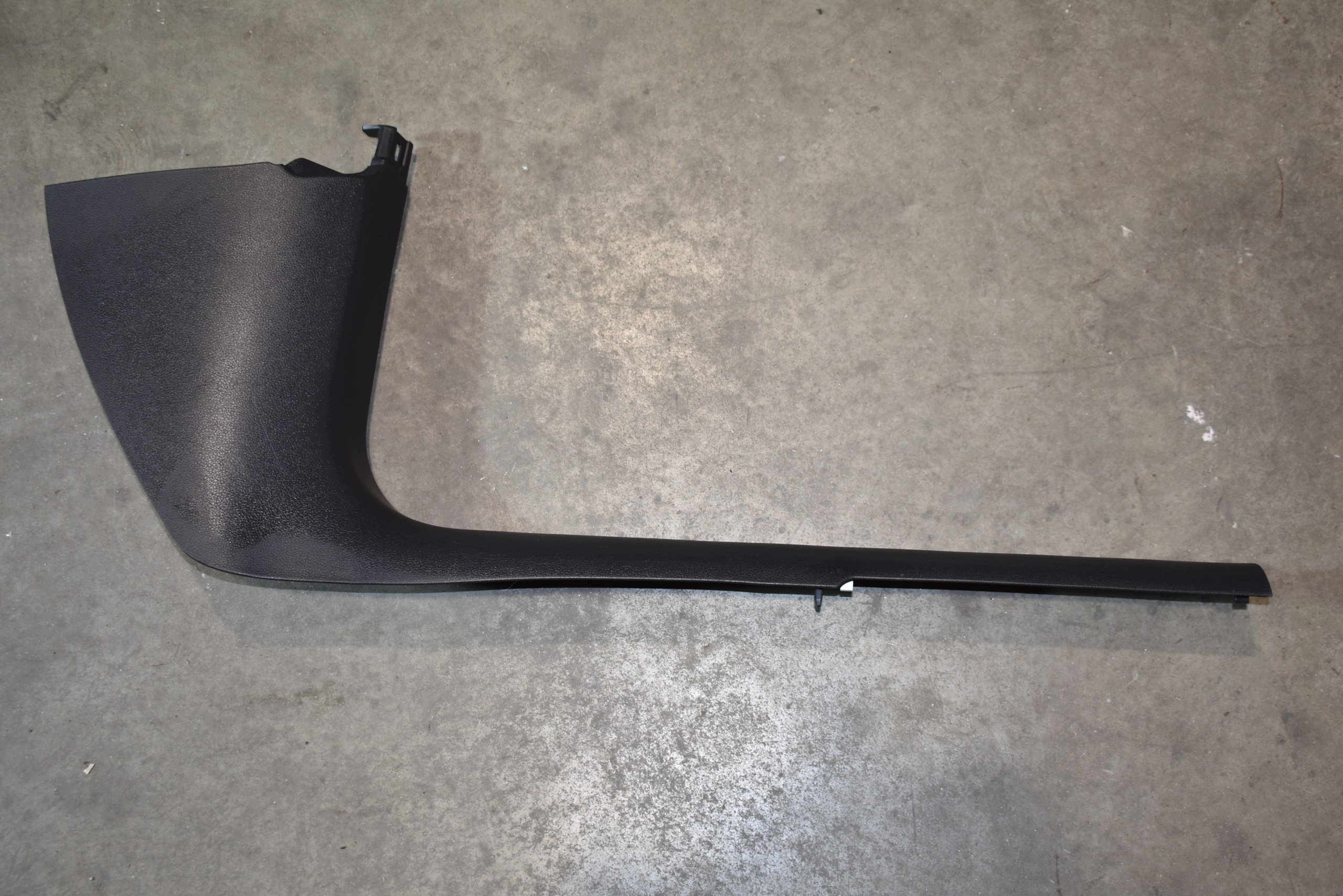 perfect condition moulding cap threshold right PORSCHE MACAN