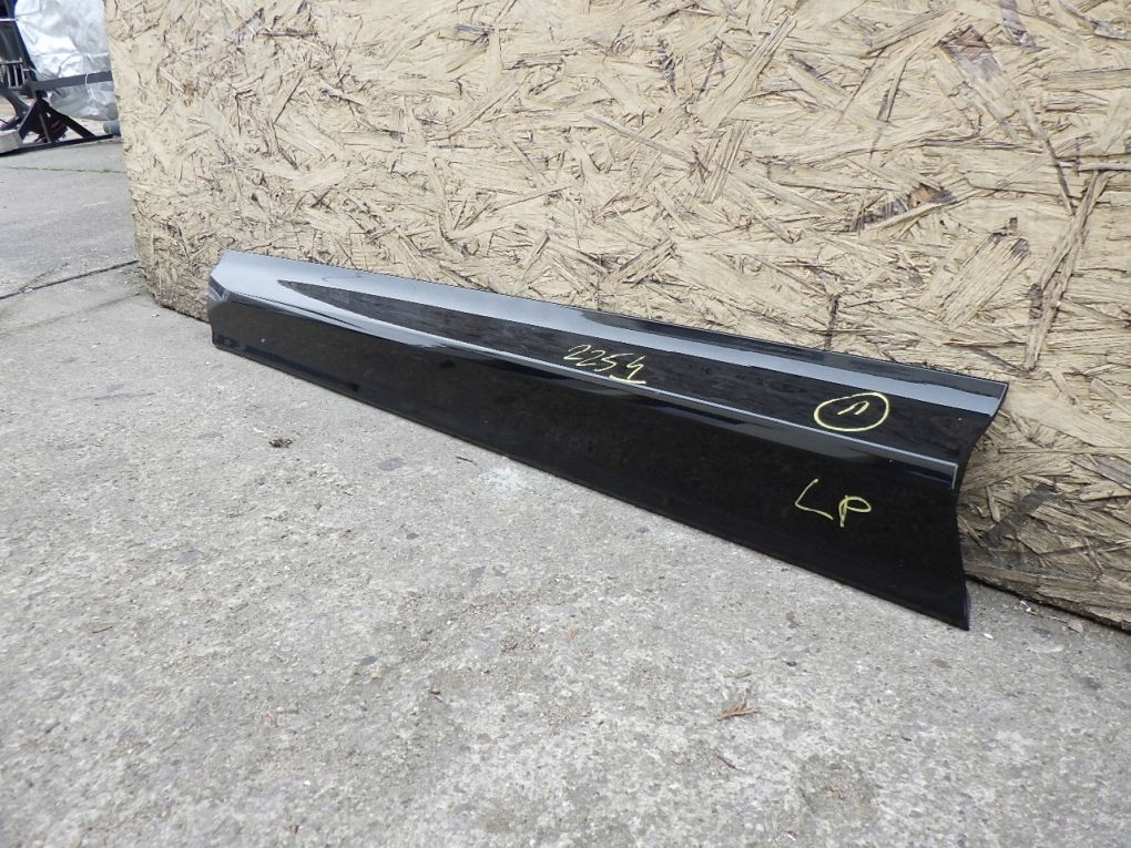 VOLVO XC60 XC 60 2 II 17- moulding door left front rear