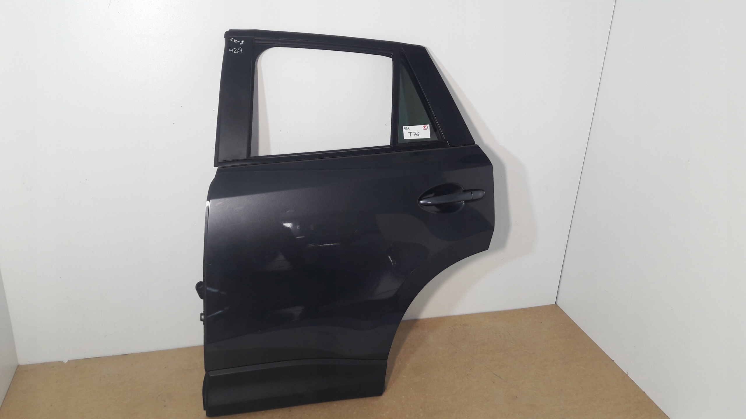 MAZDA CX5 CX-5 door rear part left 42A before LIFT rear. left (T76)