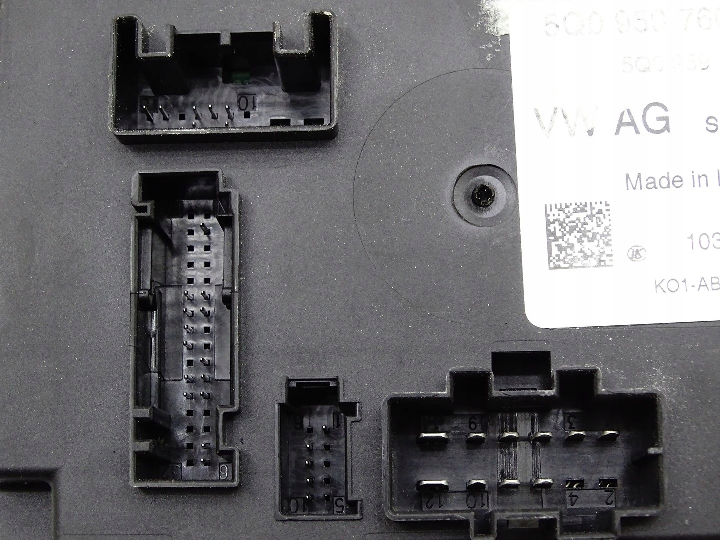module control unit seat SKODA SUPERB III 5Q0959760C