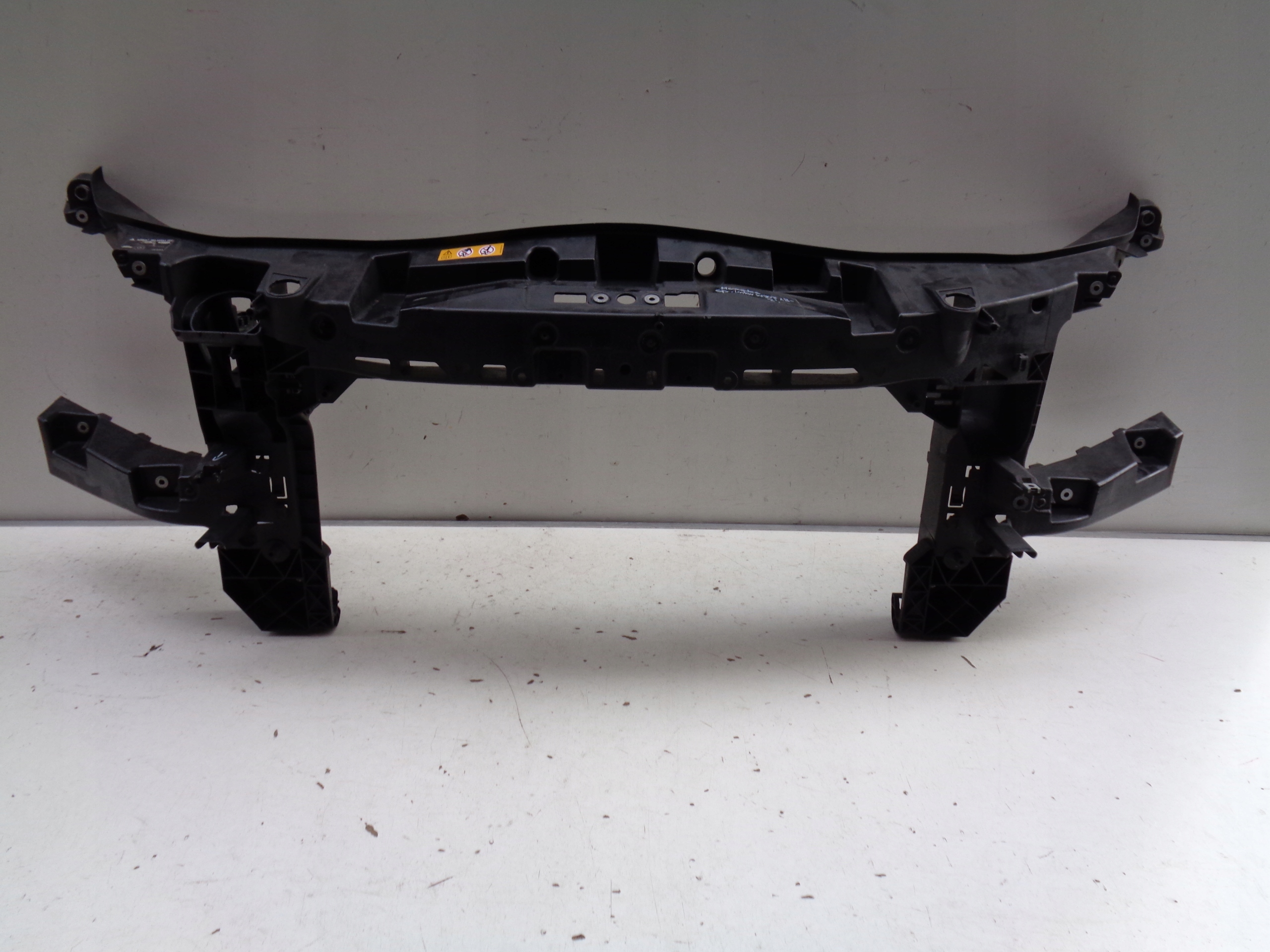 bar, wall front MERCEDES SPRINTER W910 18