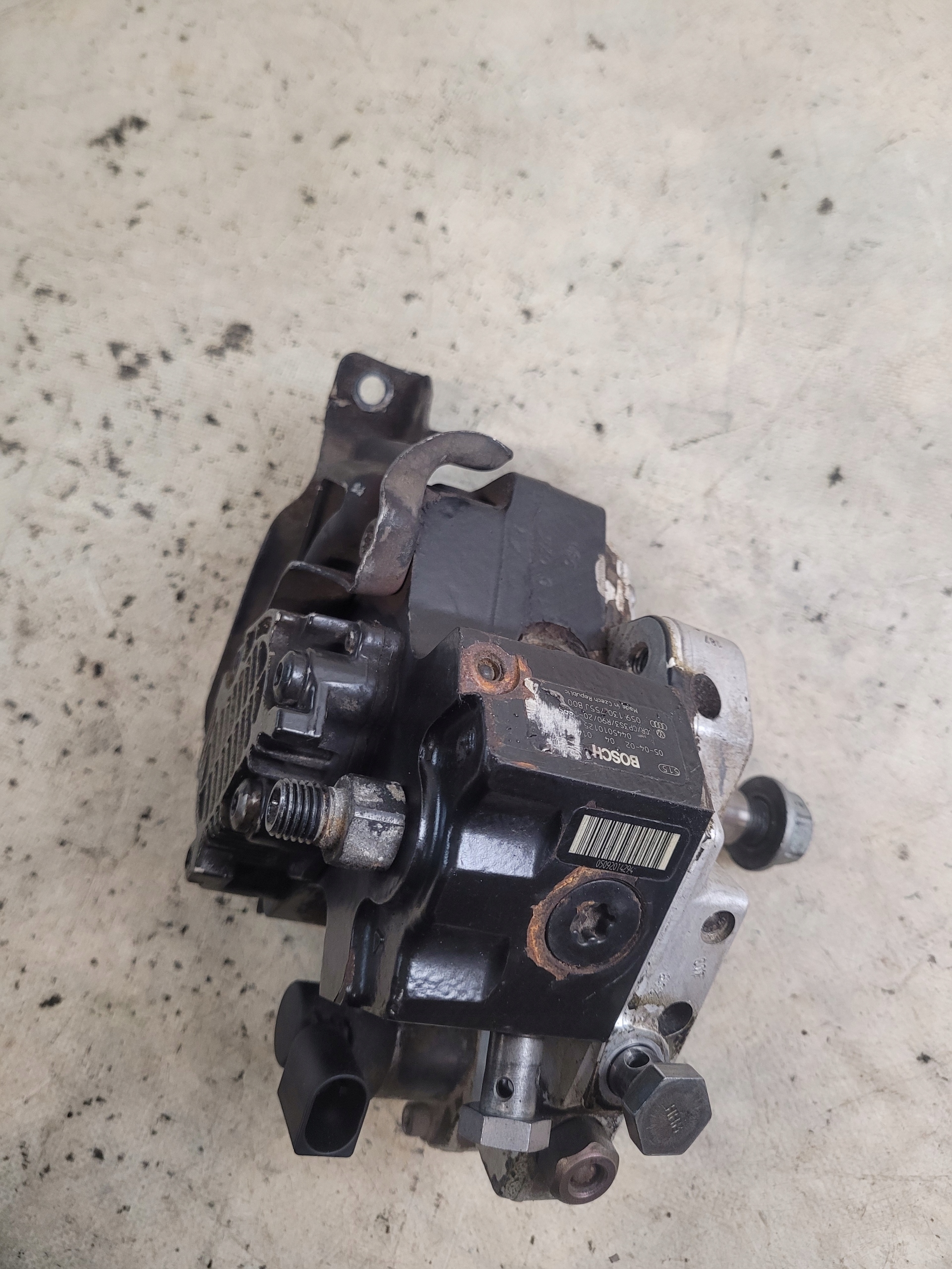 Einspritzpumpe OE 059130755J AUDI A6 C6 2.7TDI