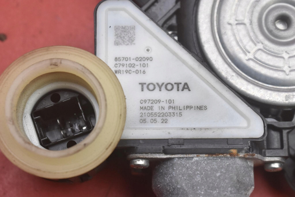 window regulator left front EU 69820-02804-A TOYOTA COROLLA E21 sedan LIFT