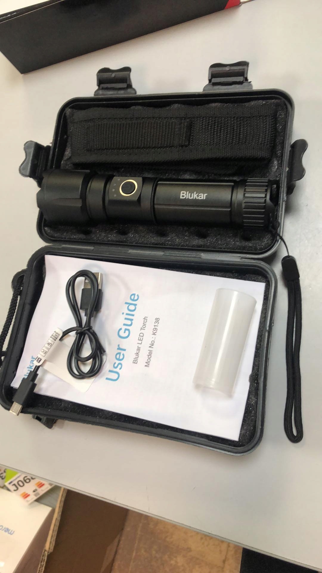 BLUKAR Latarka LED 20000 Lumen IP67 Wodoodporna 5 Trybów Zoom — miniatura 11