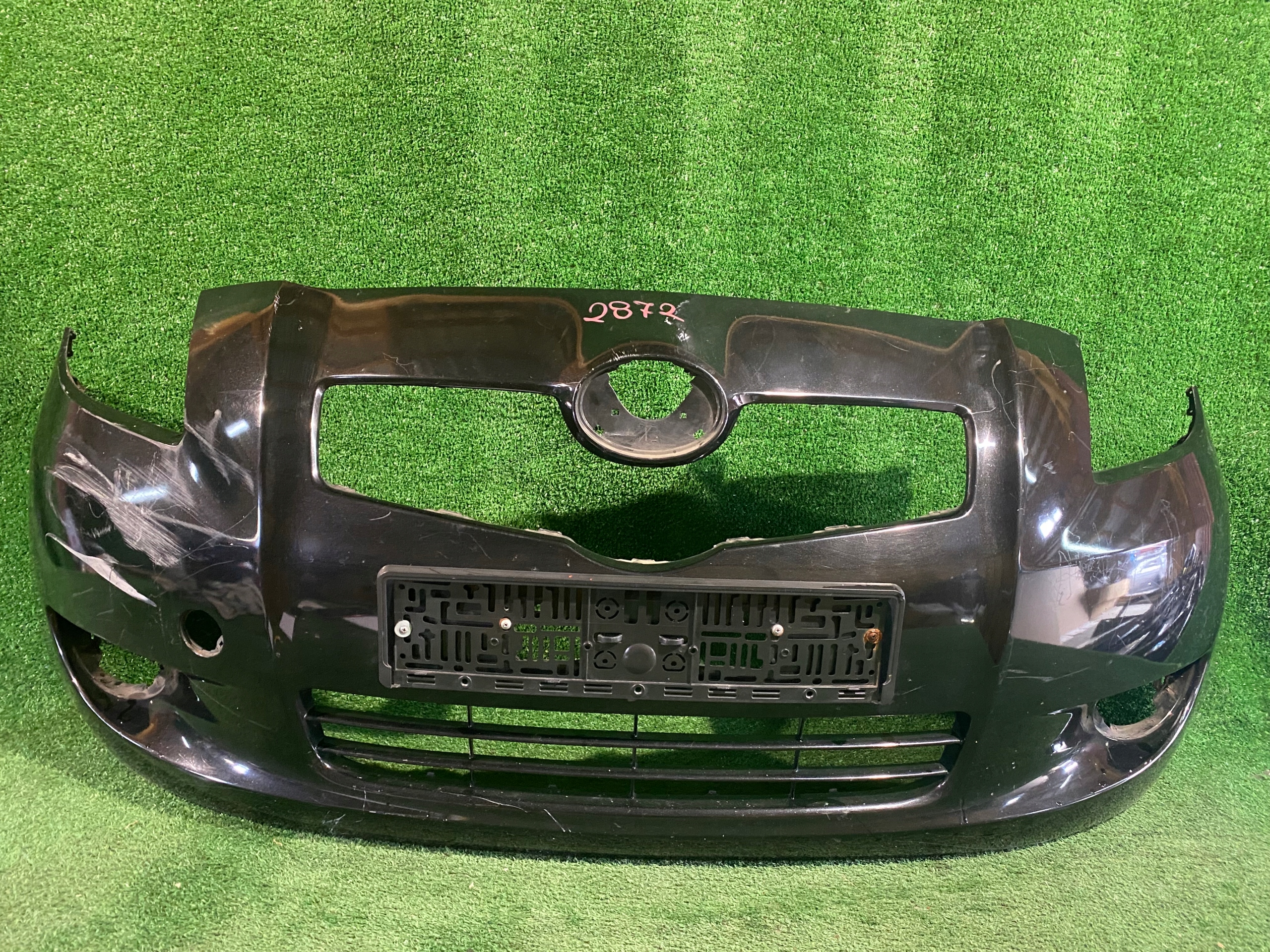 front bumper front TOYOTA YARIS II