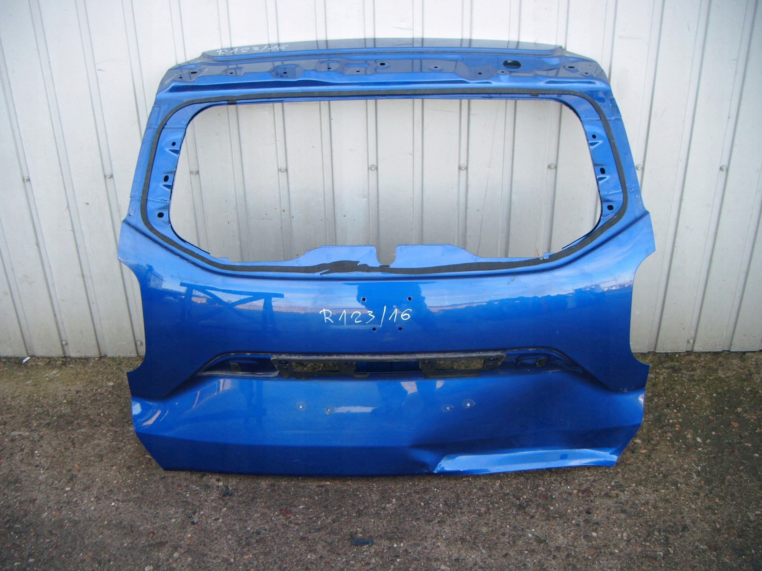 DACIA DUSTER II 2 17-21 KLAPA TYLNA