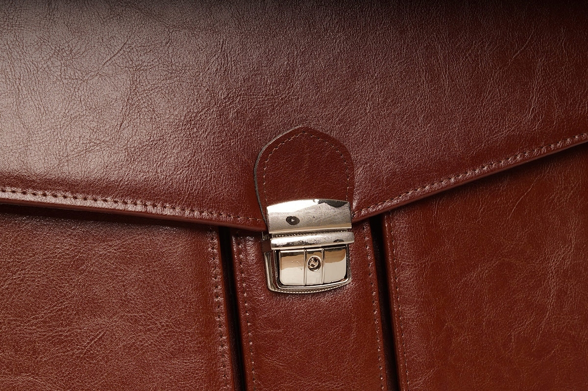 SKÓRZANA AKTÓWKA TECZKA NA DOKUMENTY SOLOME BRADFORD KARMELOWA Kolor brązowy