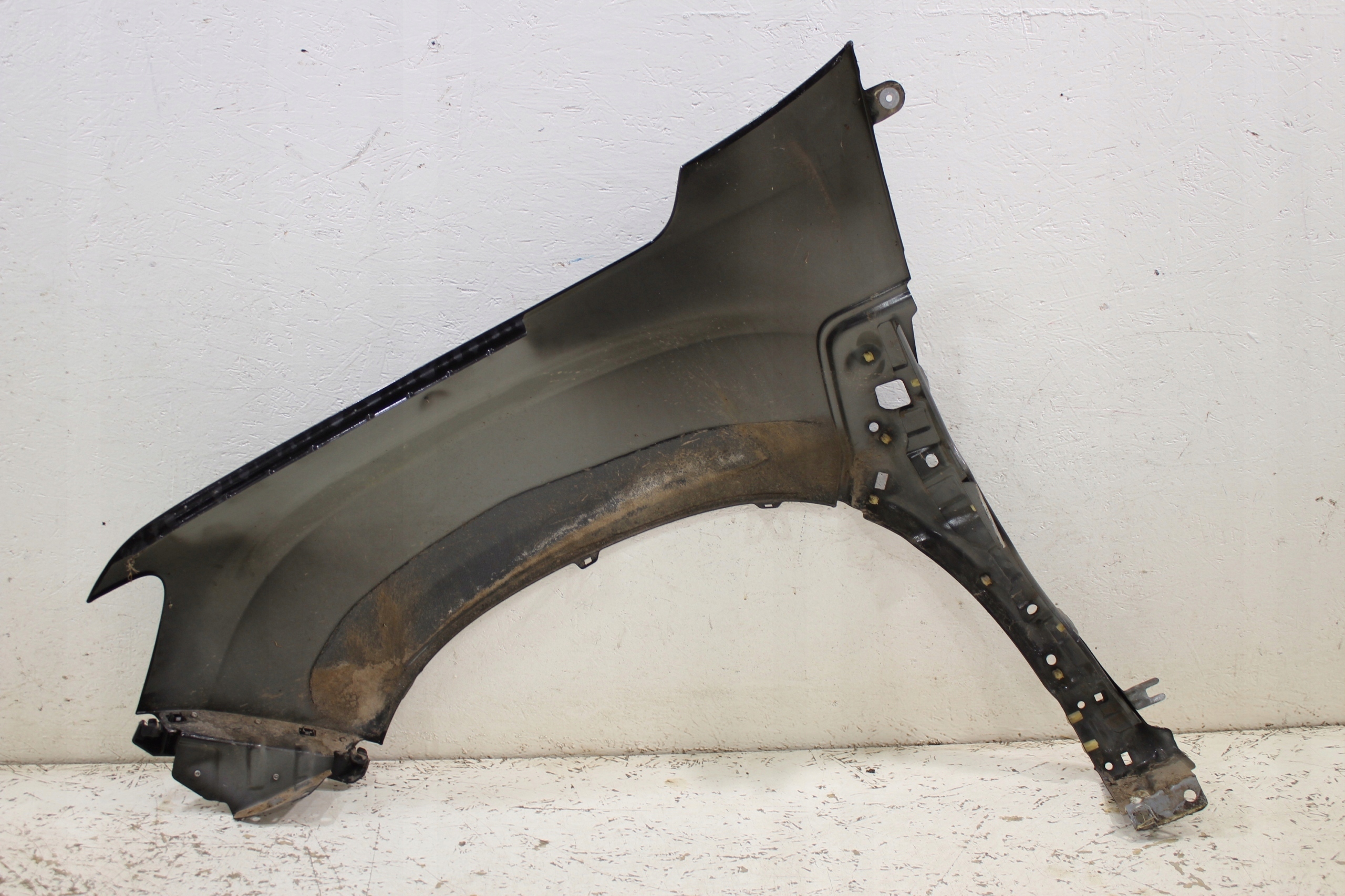 Dacia Duster II fender right front front