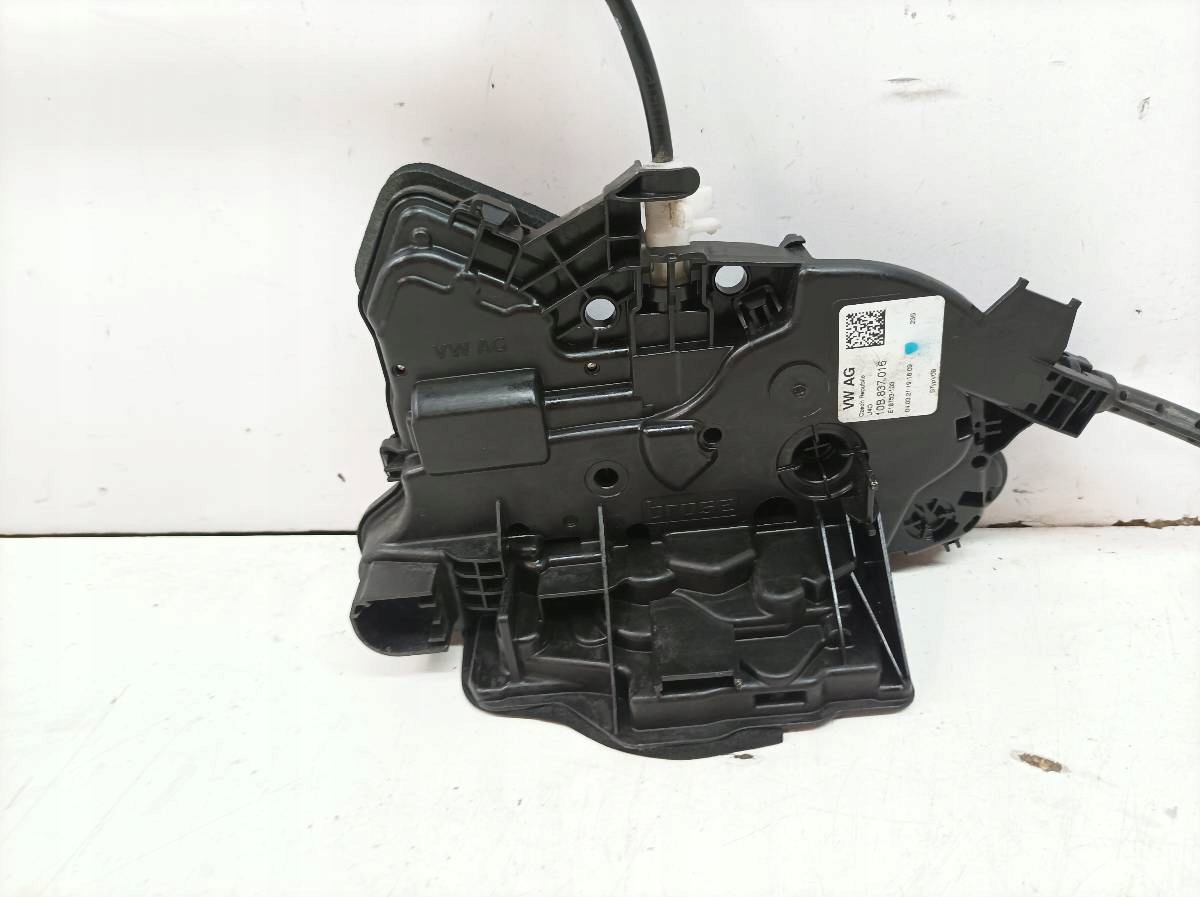 lock door right front EU 10B837016 Skoda Scala and (2019-)