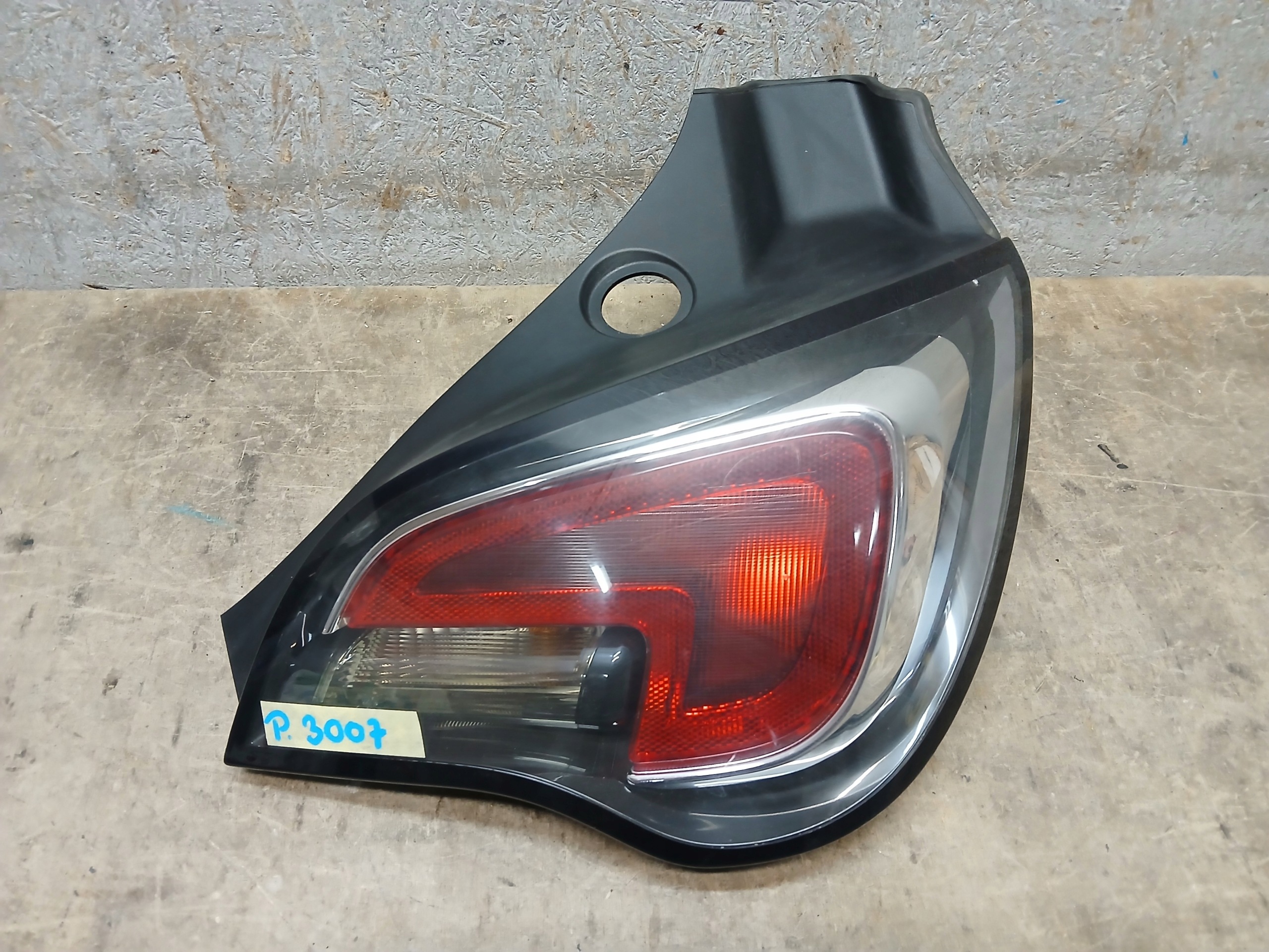 light rear part right OPEL ADAM 13354583