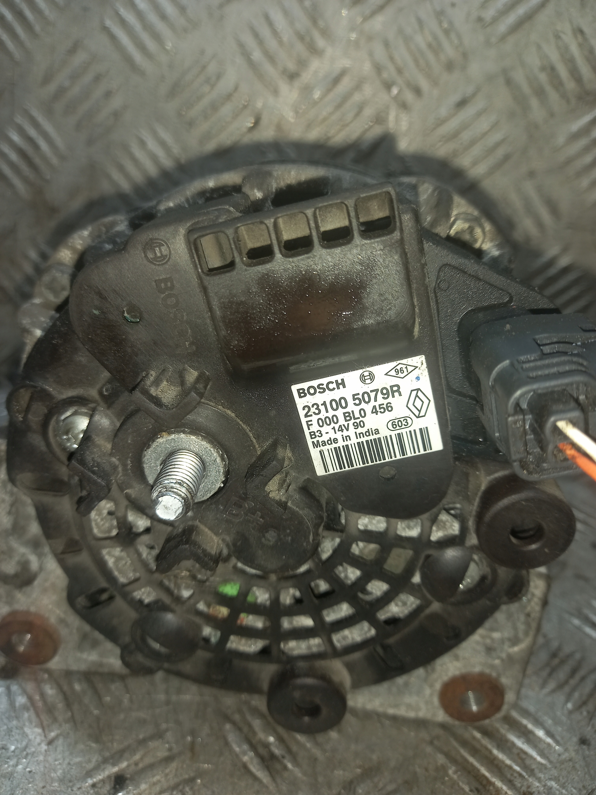 ALTERNATOR DACIA SANDERO 2 0.9 TCE 231005079R