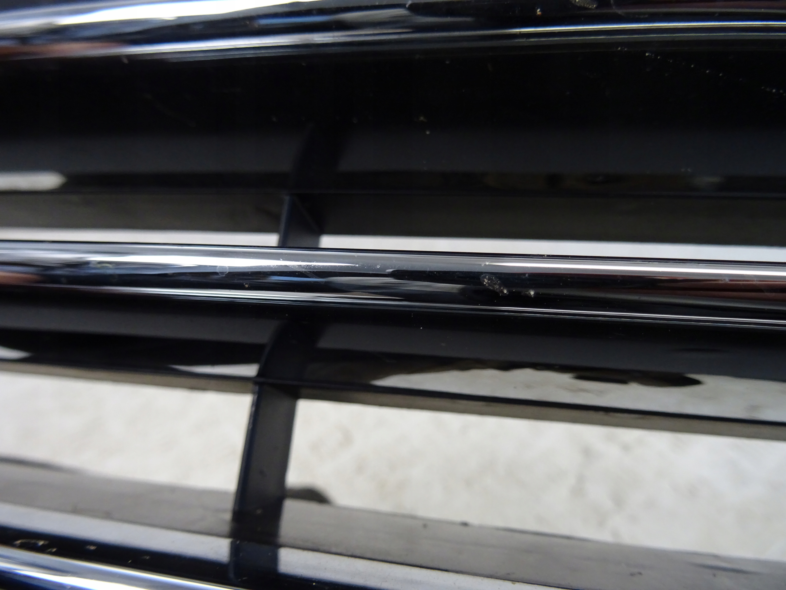 grid of a bumper front front PEUGEOT 5008 and CHROM 9687437677