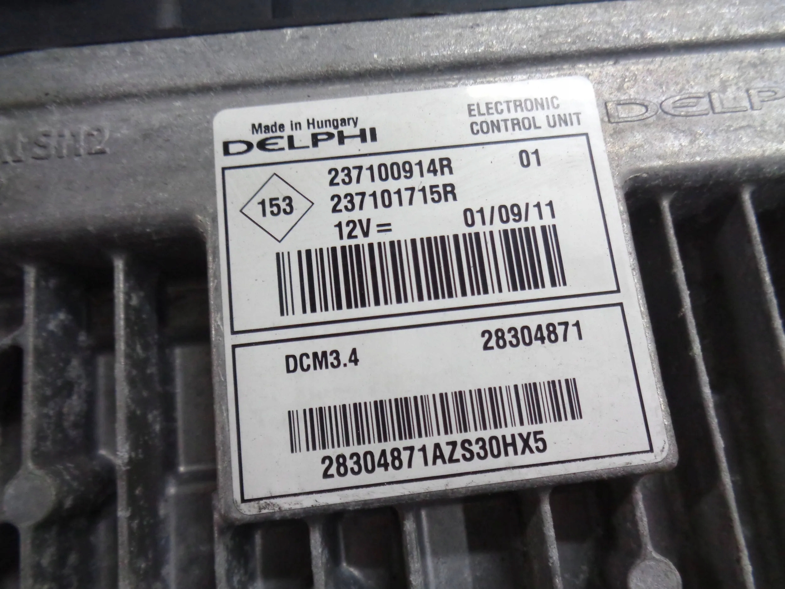 RENAULT MEGANE III 1.5 DCI control unit of the engine
