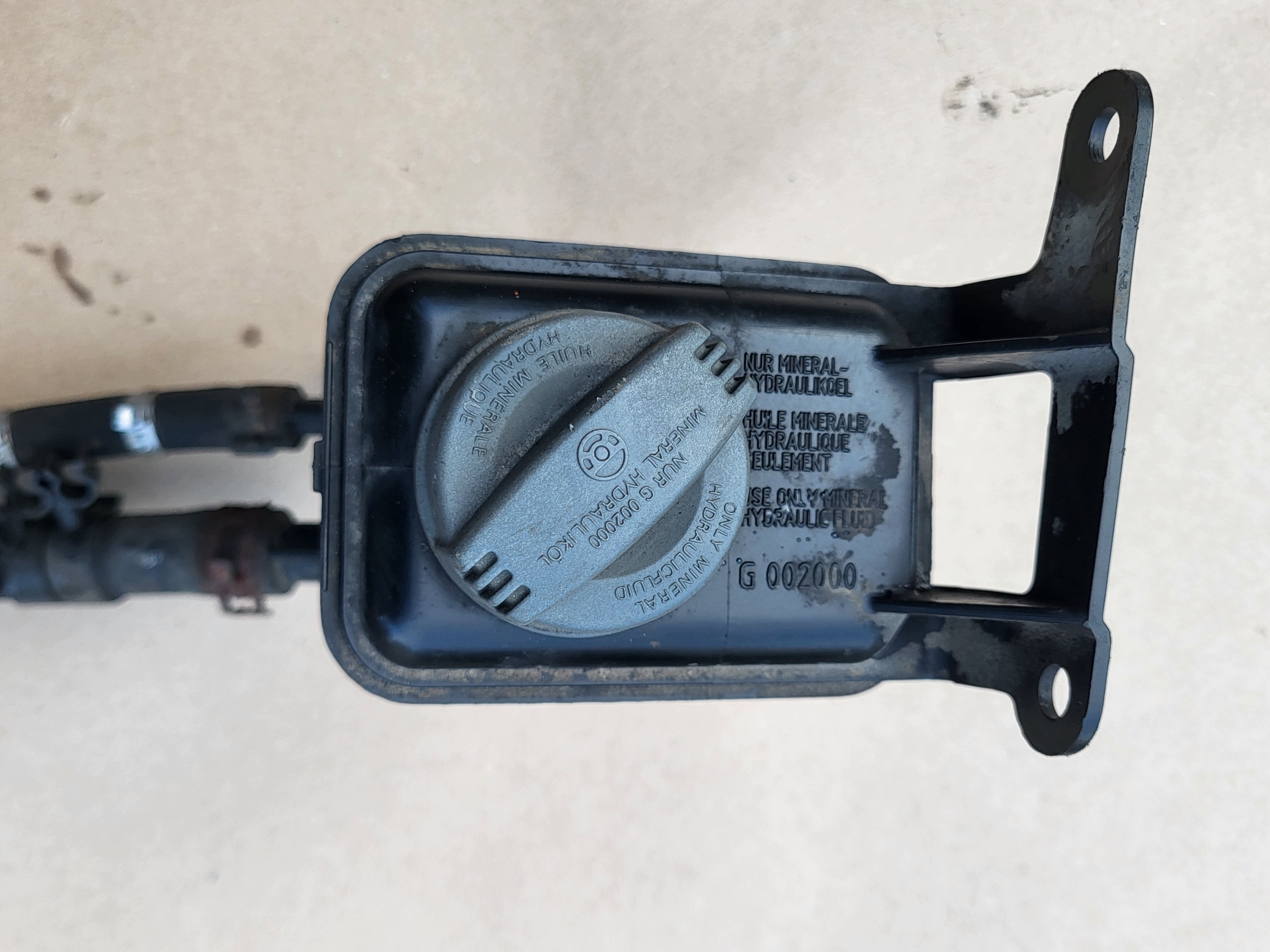servoölbehälter AUD A4 B6 B7 1.9 2.0 TDI SEAT EXEO OE
