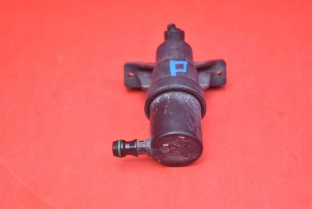 washer REFLEKTOROW right BMW E65 05-08