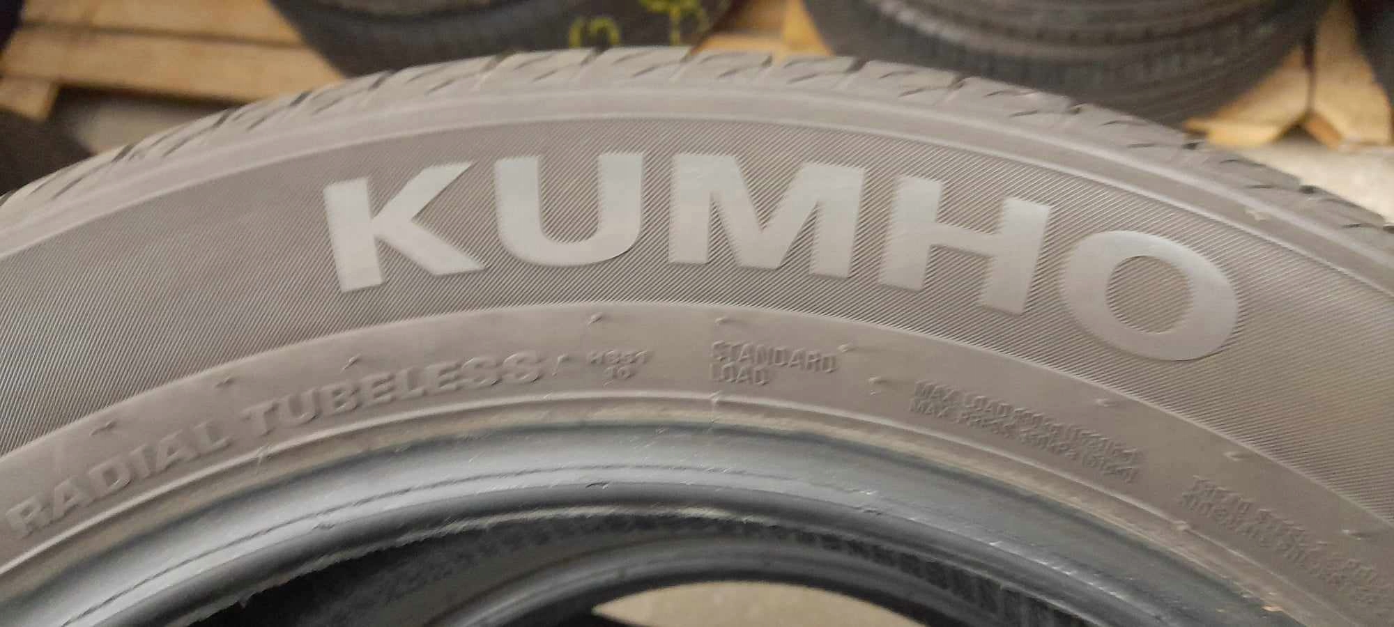 KUMHO ECSTA HS51 215/55R18 95H
