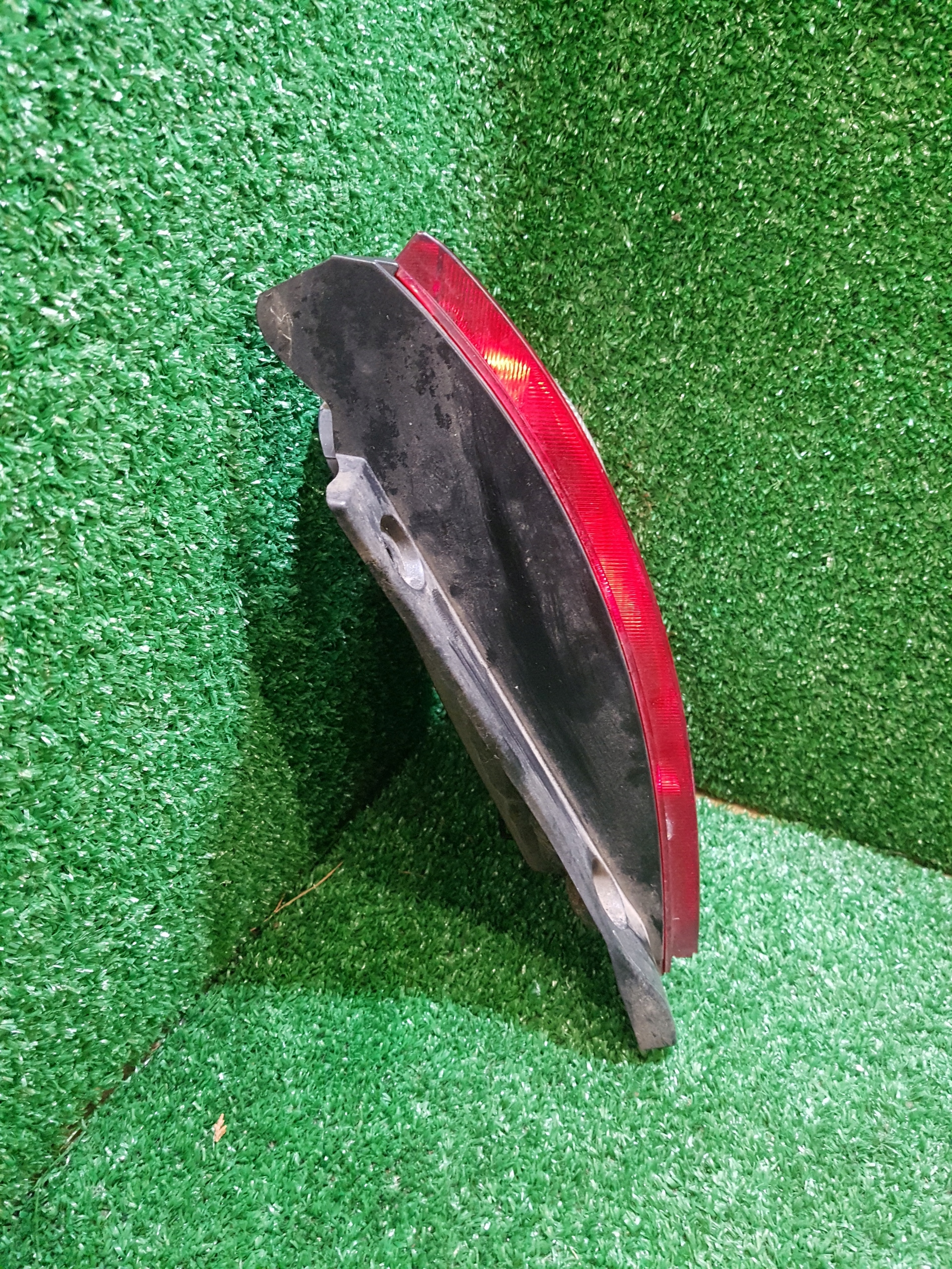 light right rear NISSAN MICRA K12