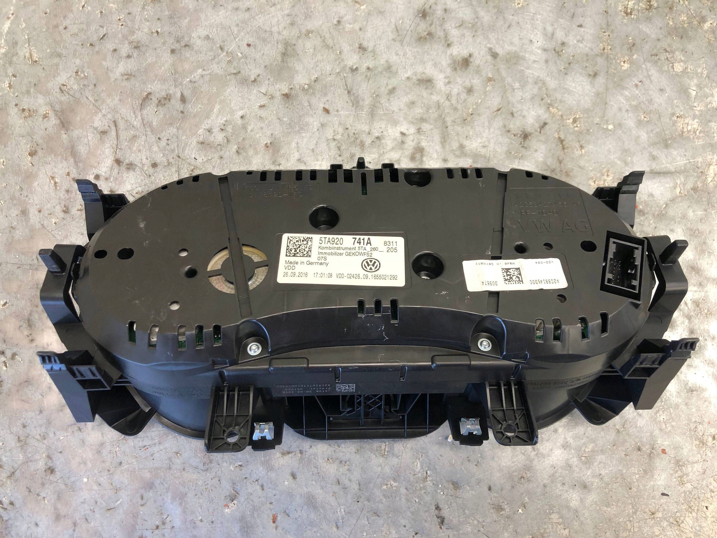 dials dials VW TOURAN III 5TA920741A EUROPA