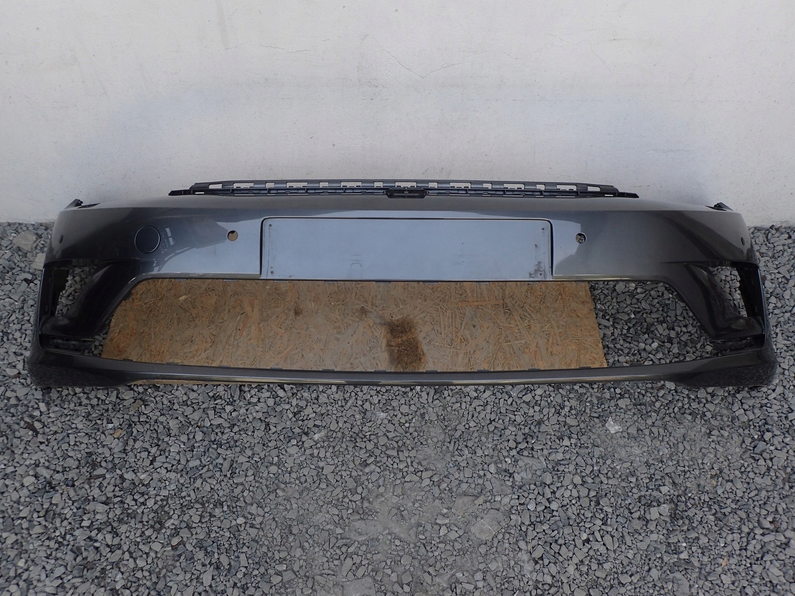 bumper front front VW SPORTSVAN 510 2013-2017R