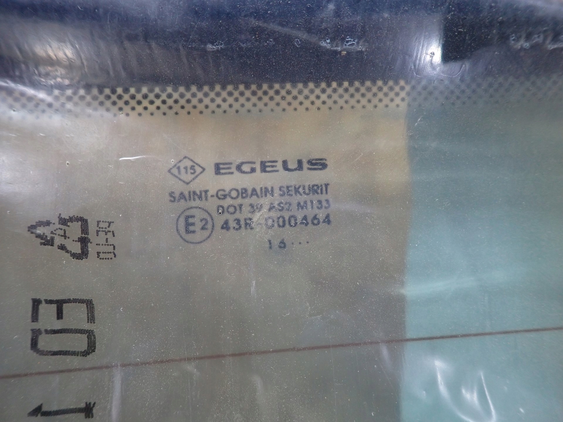 window rear OPEL VIVARO 2 RENAULT TRAFIC III 2014- 903007459R
