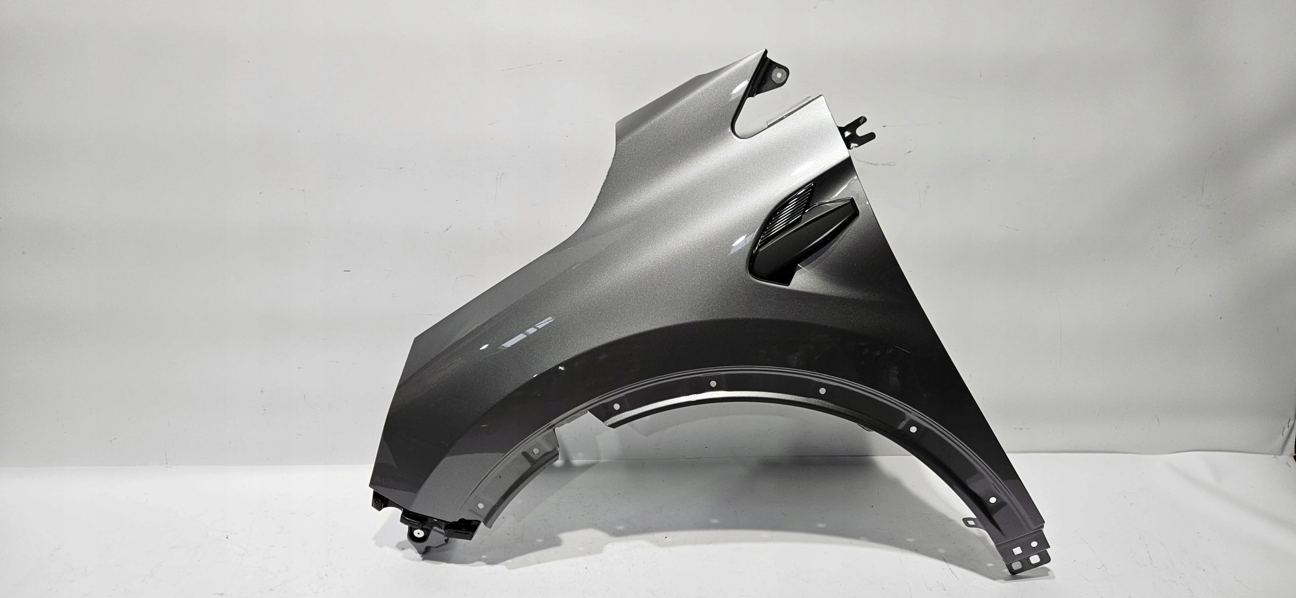 fender left front RENAULT CAPTUR II LIFT 24- original