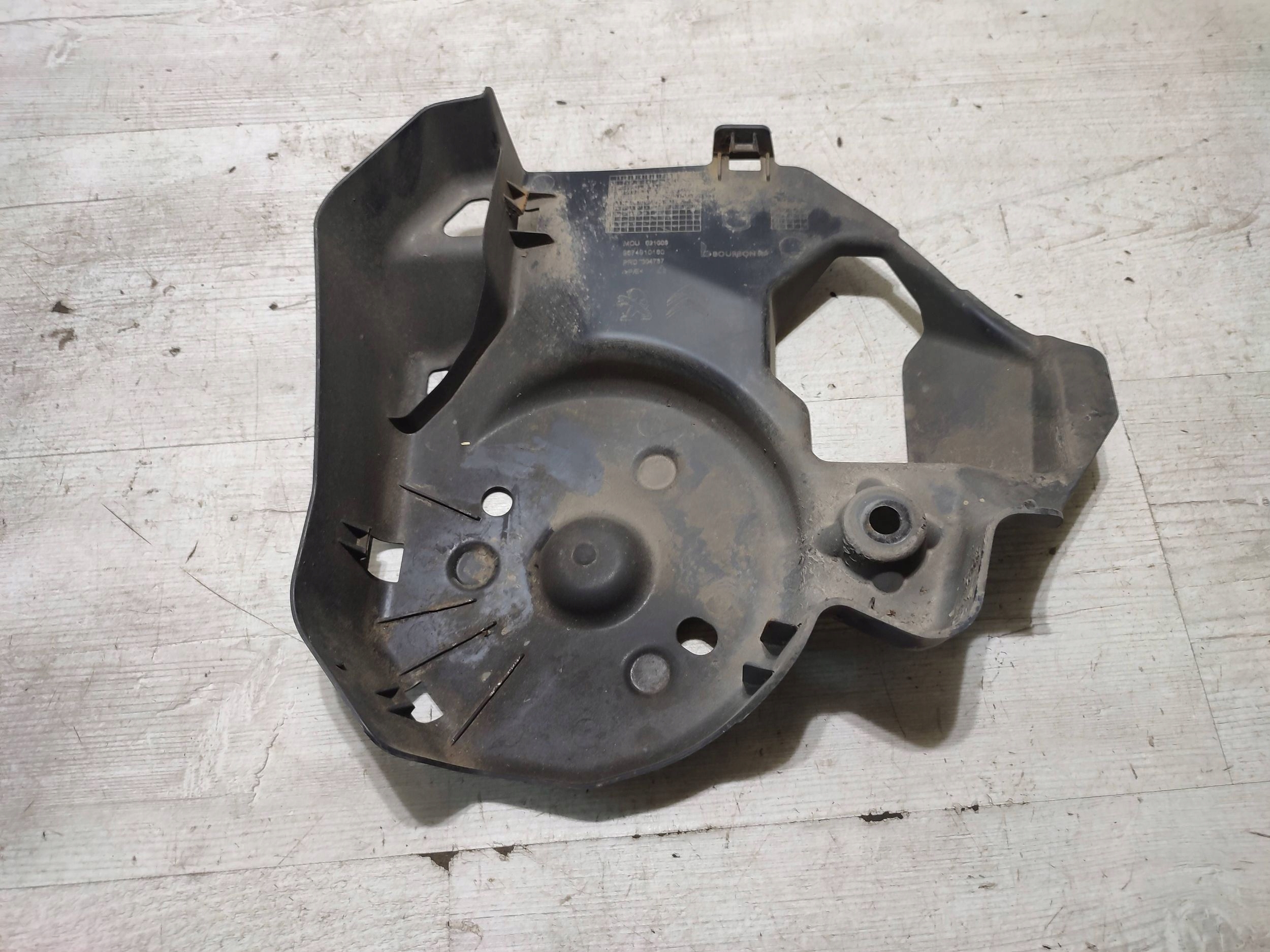 Peugeot 308 2019 cover rear chassis