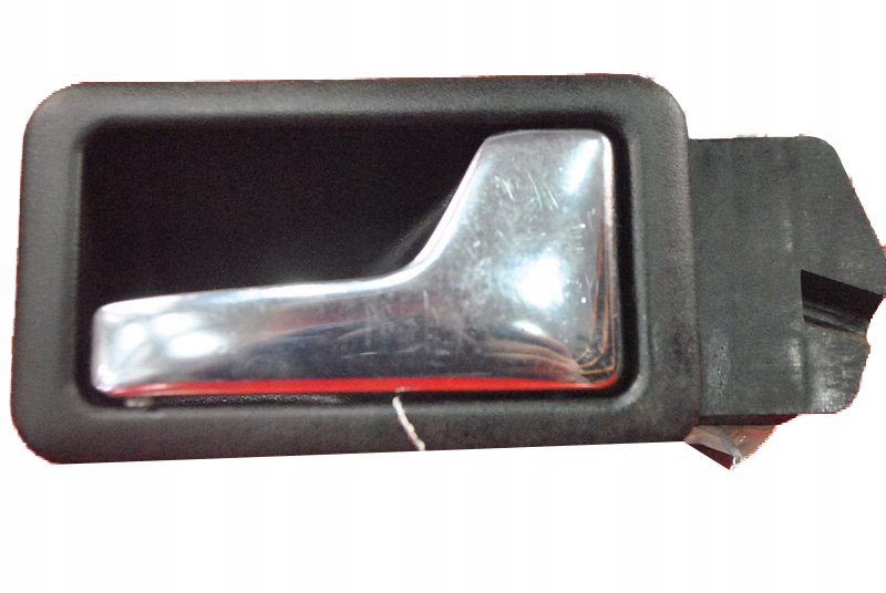 KLAMKA WEWNĘTRZNA PRAWA TYŁ AUDI 80 B4 94R