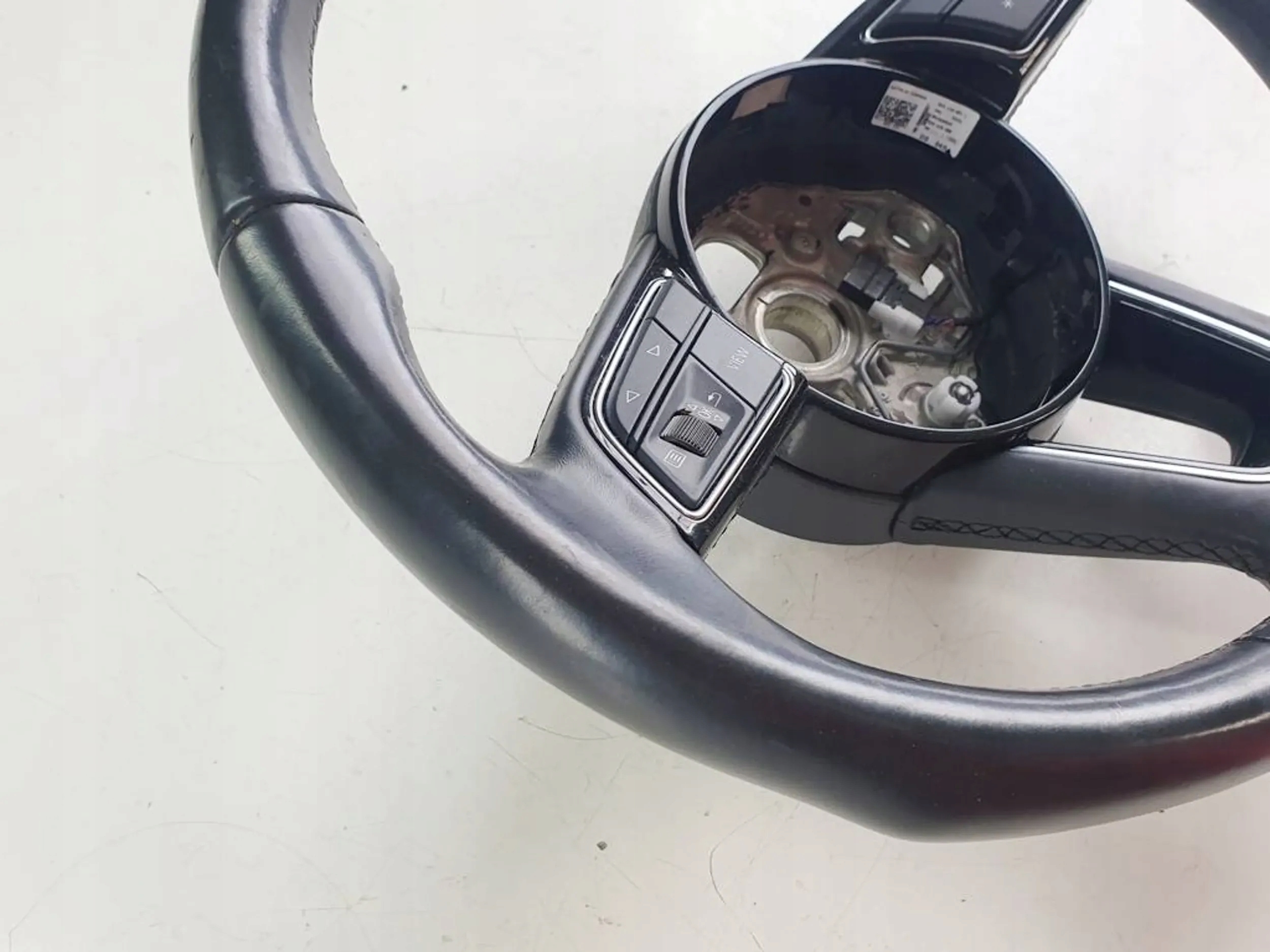 Audi A1 A3 8Y руль 82A419091T