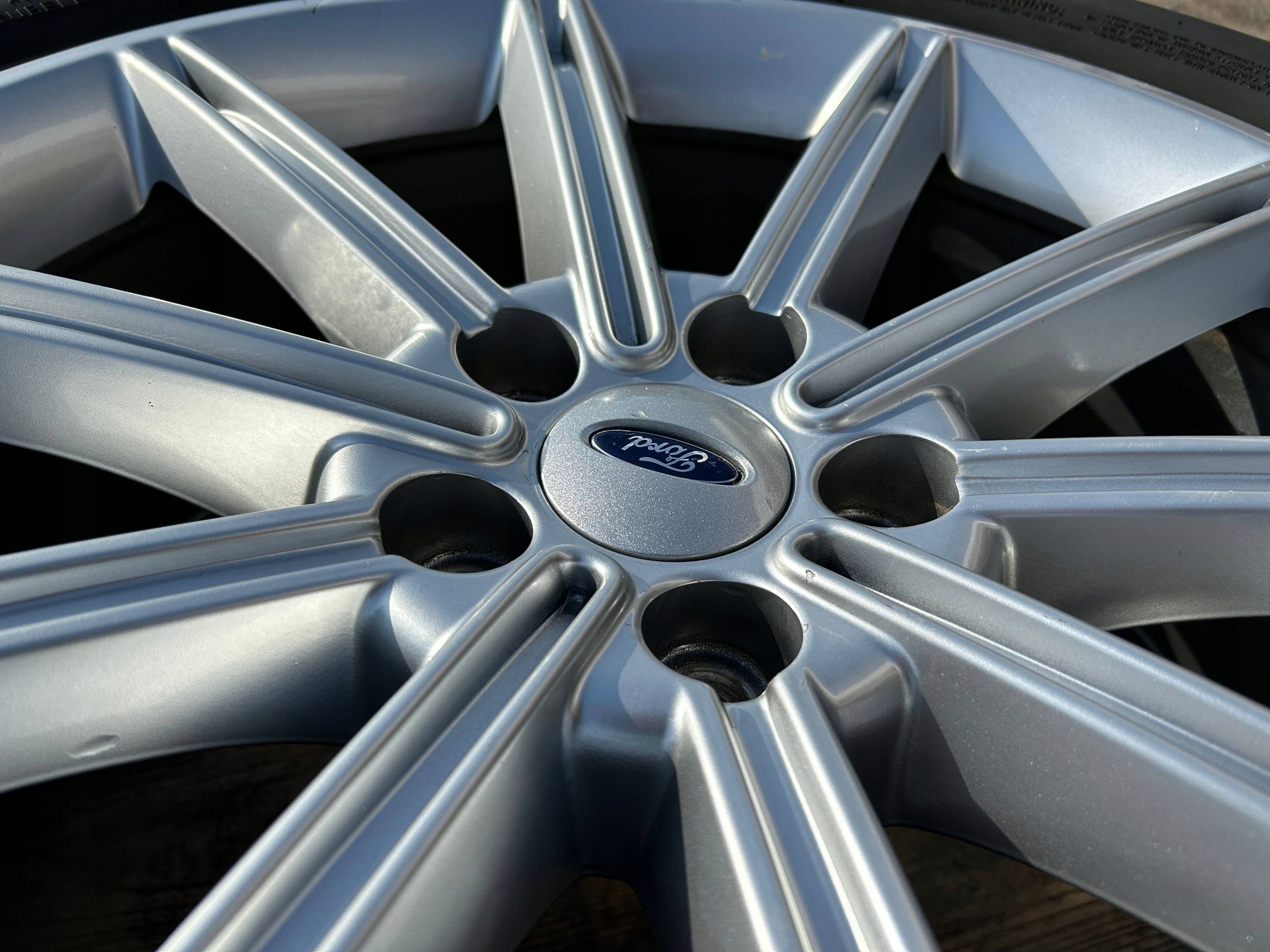 wheel disc discs disc 19" 19x8jx39 Ford Flex 2013
