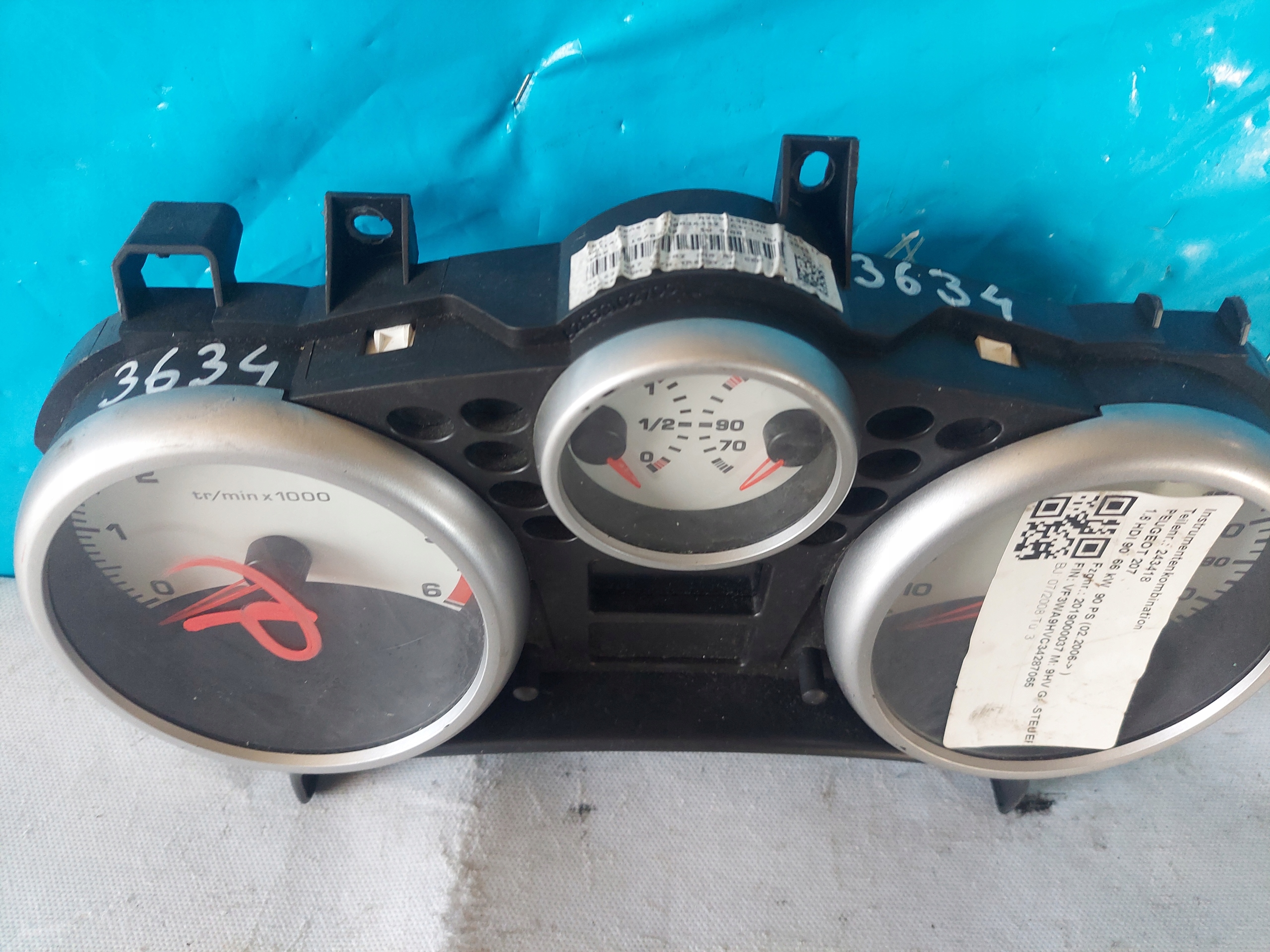dials clock PEUGEOT 207 1.6 HDI 9662904780