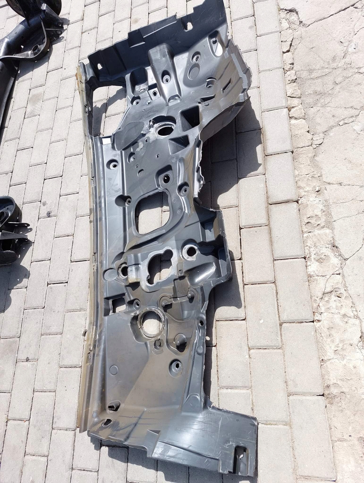 MERCEDES AKLASA звукоізоляція перегородки W177