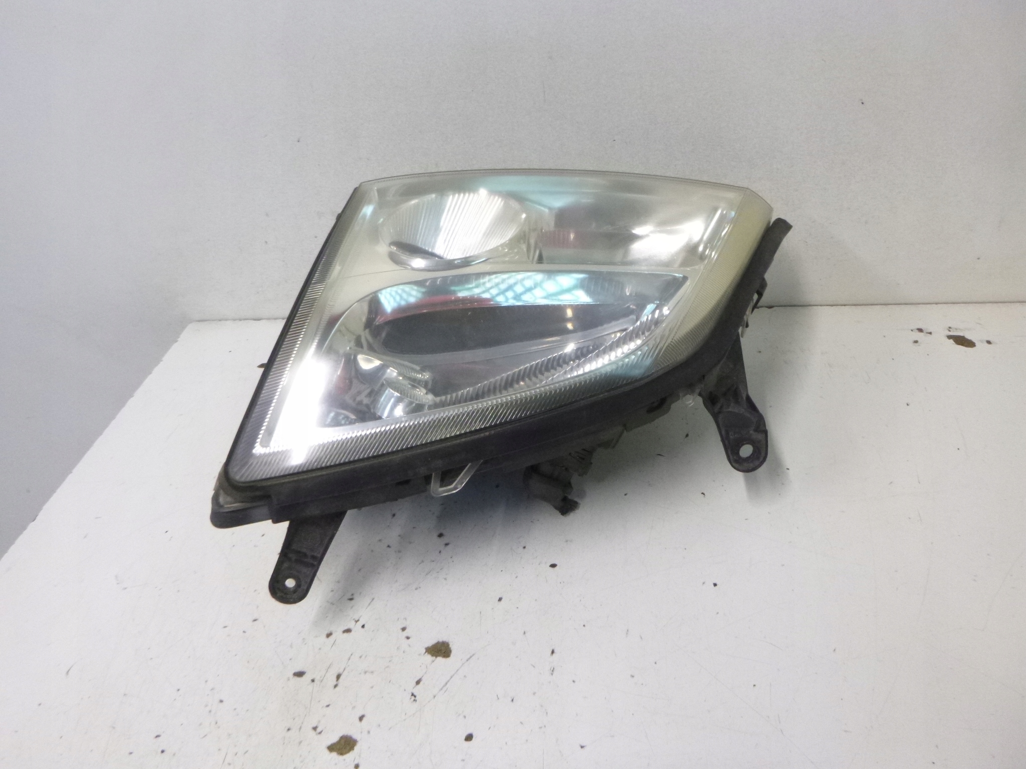 light front Opel Signum / Vectra C 03r.