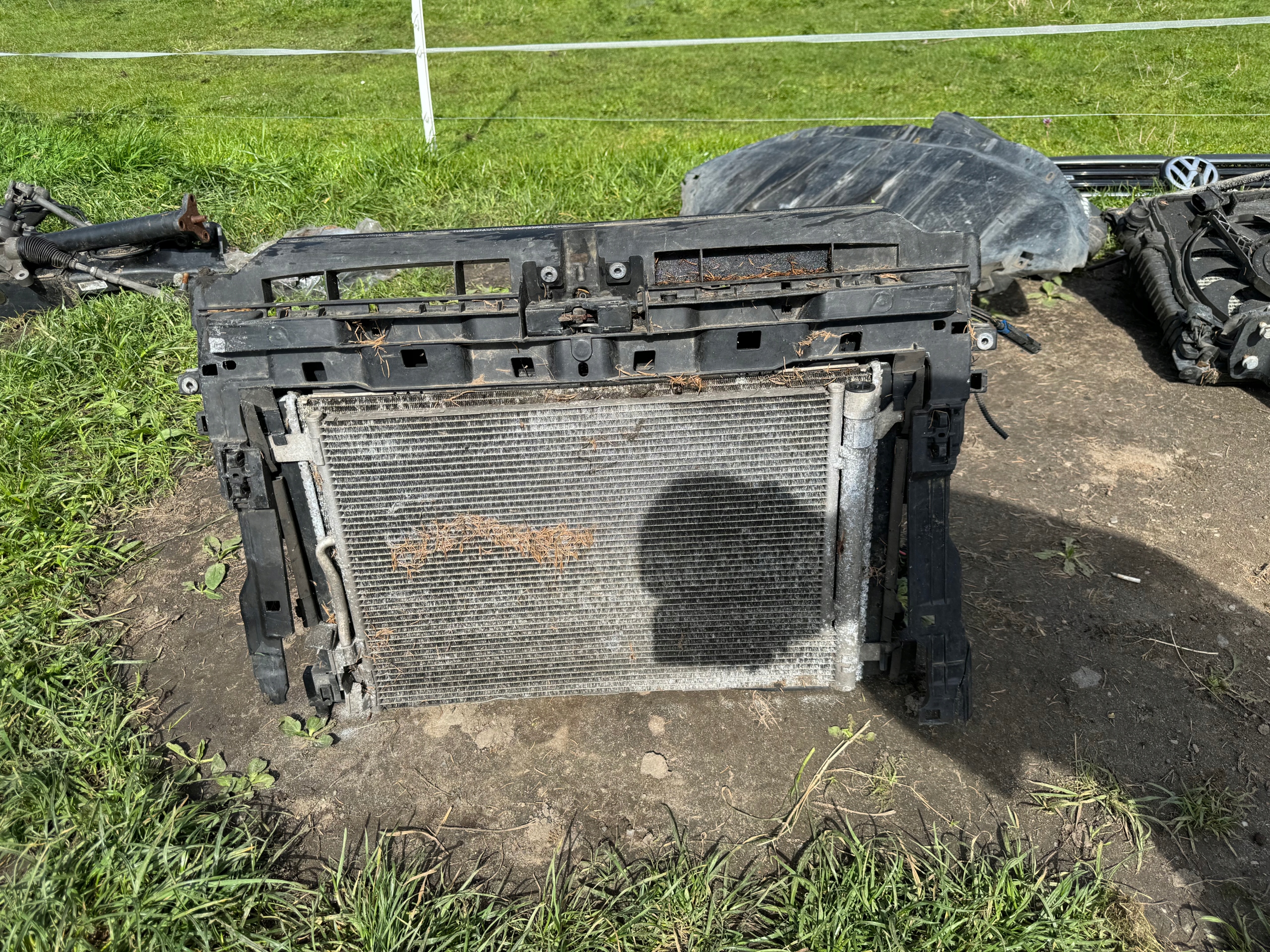 WENTYLATORY PAS PRZÓD CHŁODNICE VW SHARAN PASSAT B8 5Q0959455BE 5Q0121251GD