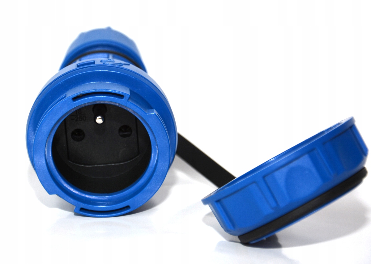 

Gniazdo przenośna Pce Nautilus 16A IP68 20241-b