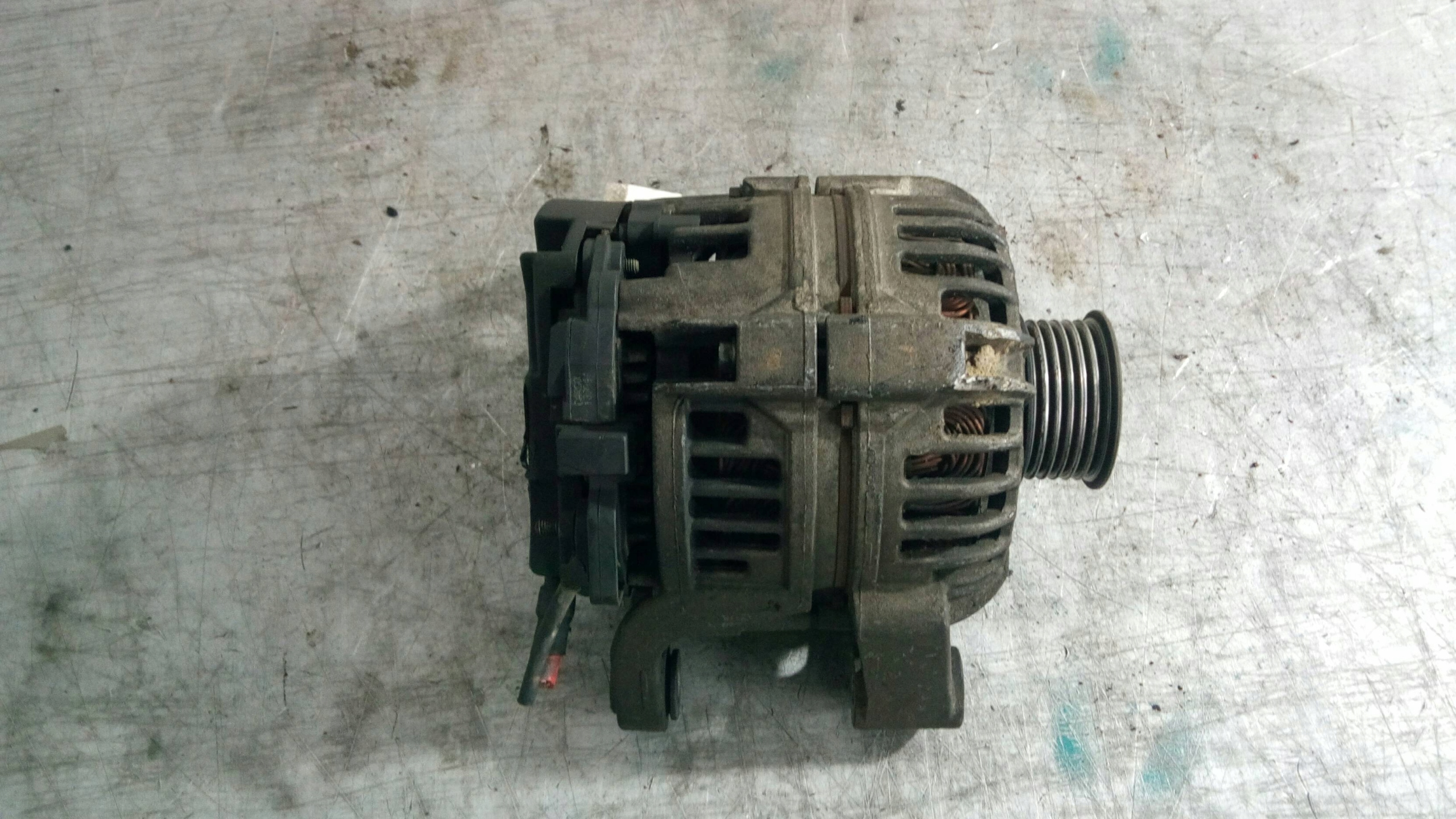Alternator Opel Corsa C 1,2 B 0124225041