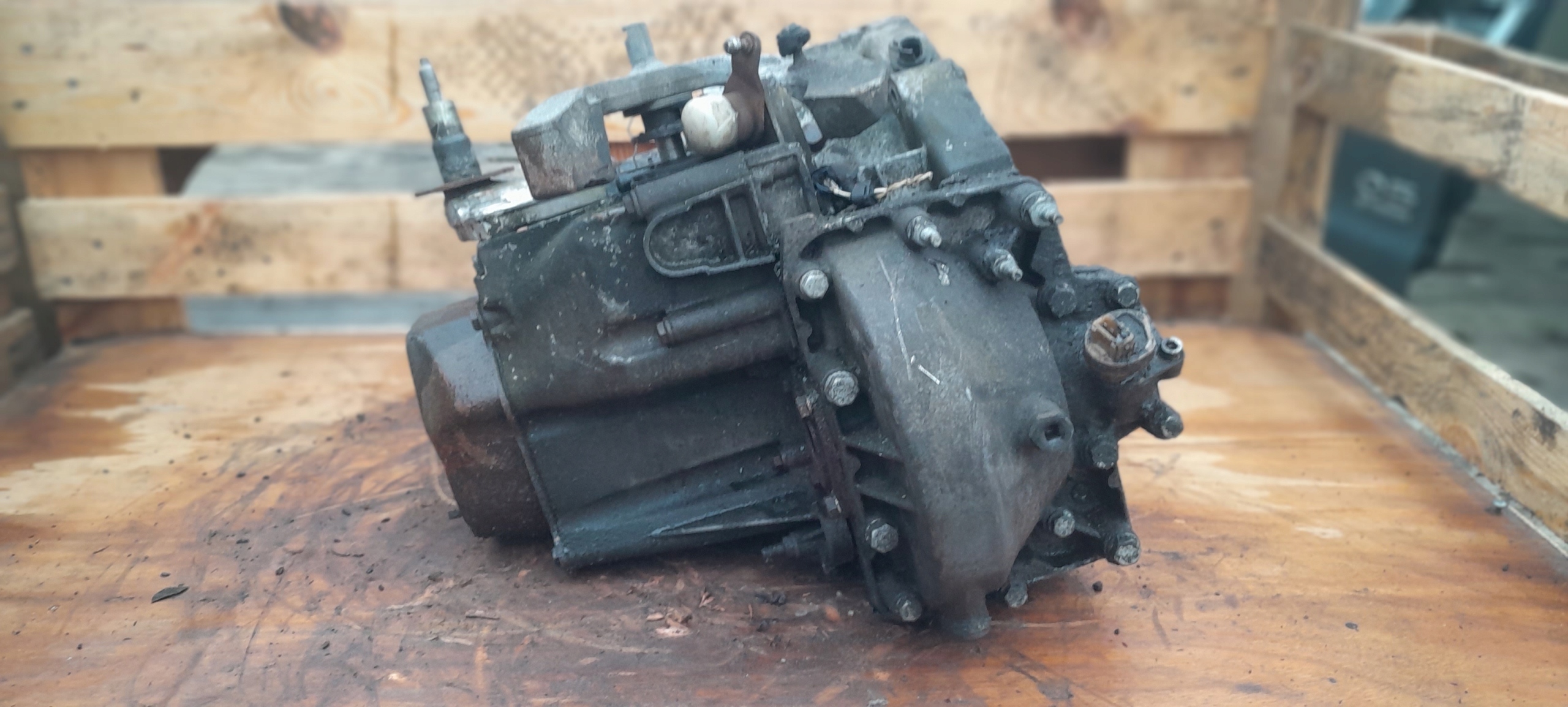 CAMBIO manuale KOD 20UE04 PEUGEOT 607 2.2 16V