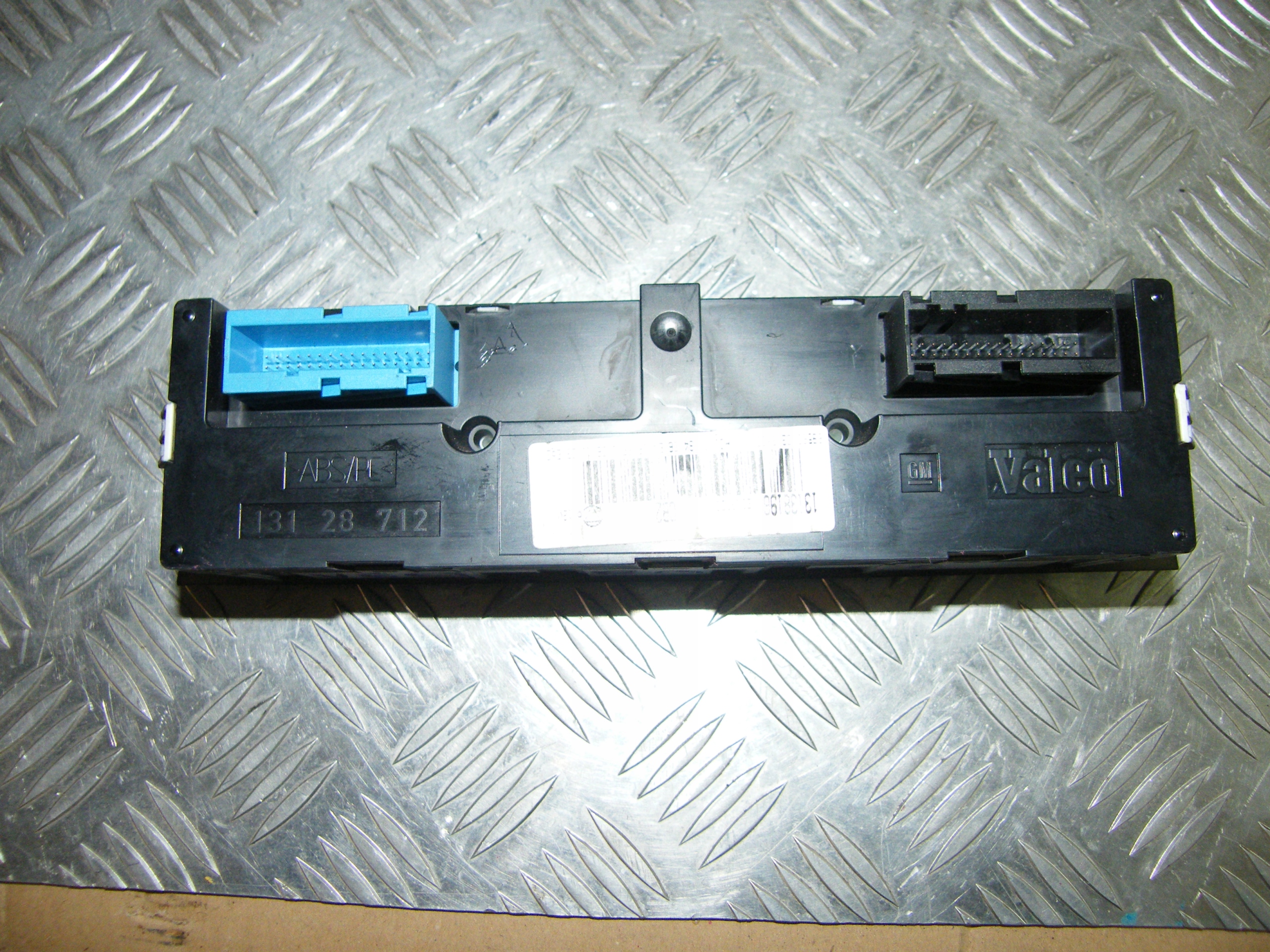 ПАНЕЛЬ КОНДИЦИОНЕРА OPEL SIGNUM VECTRA C 13138196