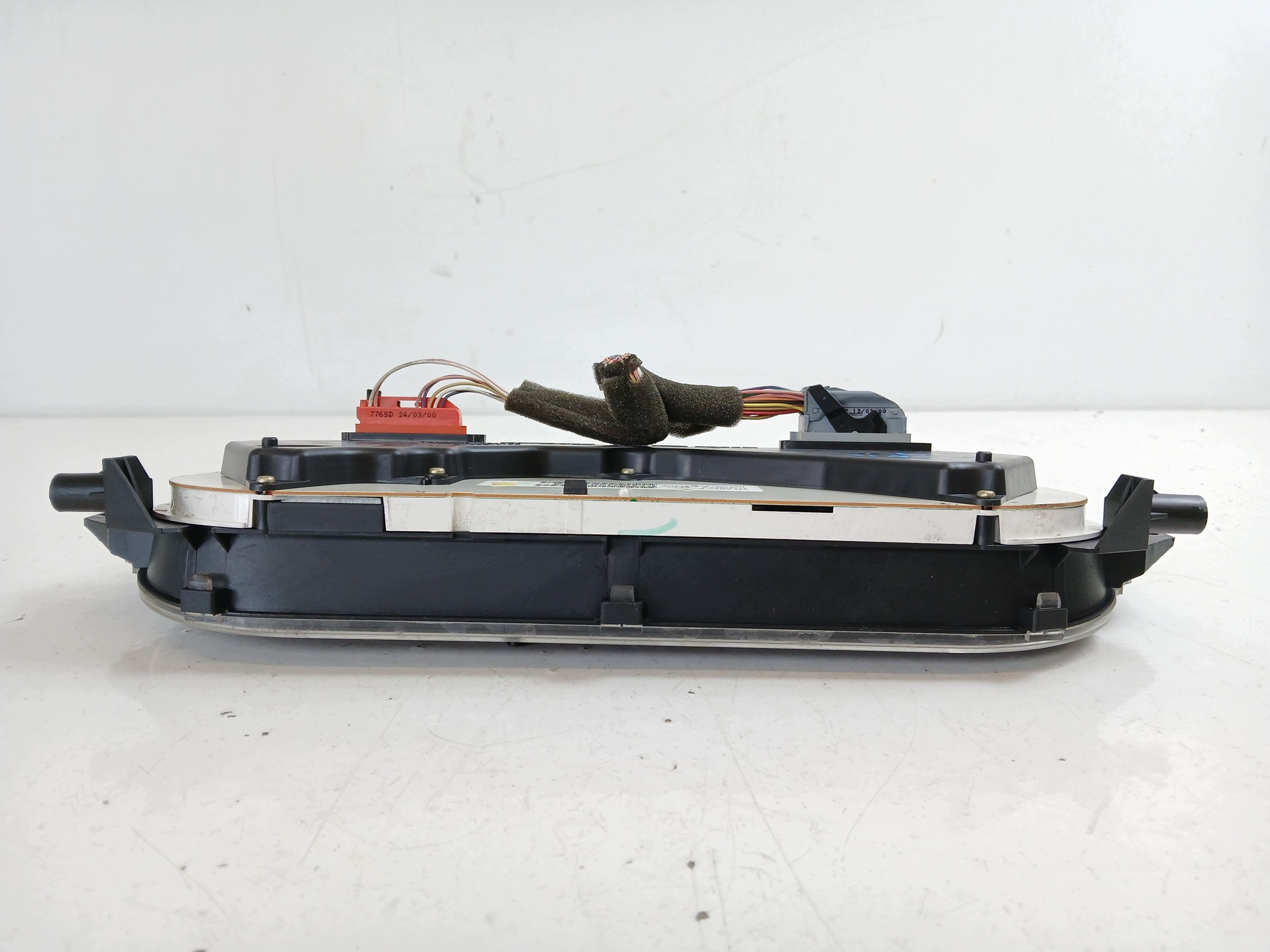 RENAULT SCENIC and RX4 2.0 dials dials P7700428718A
