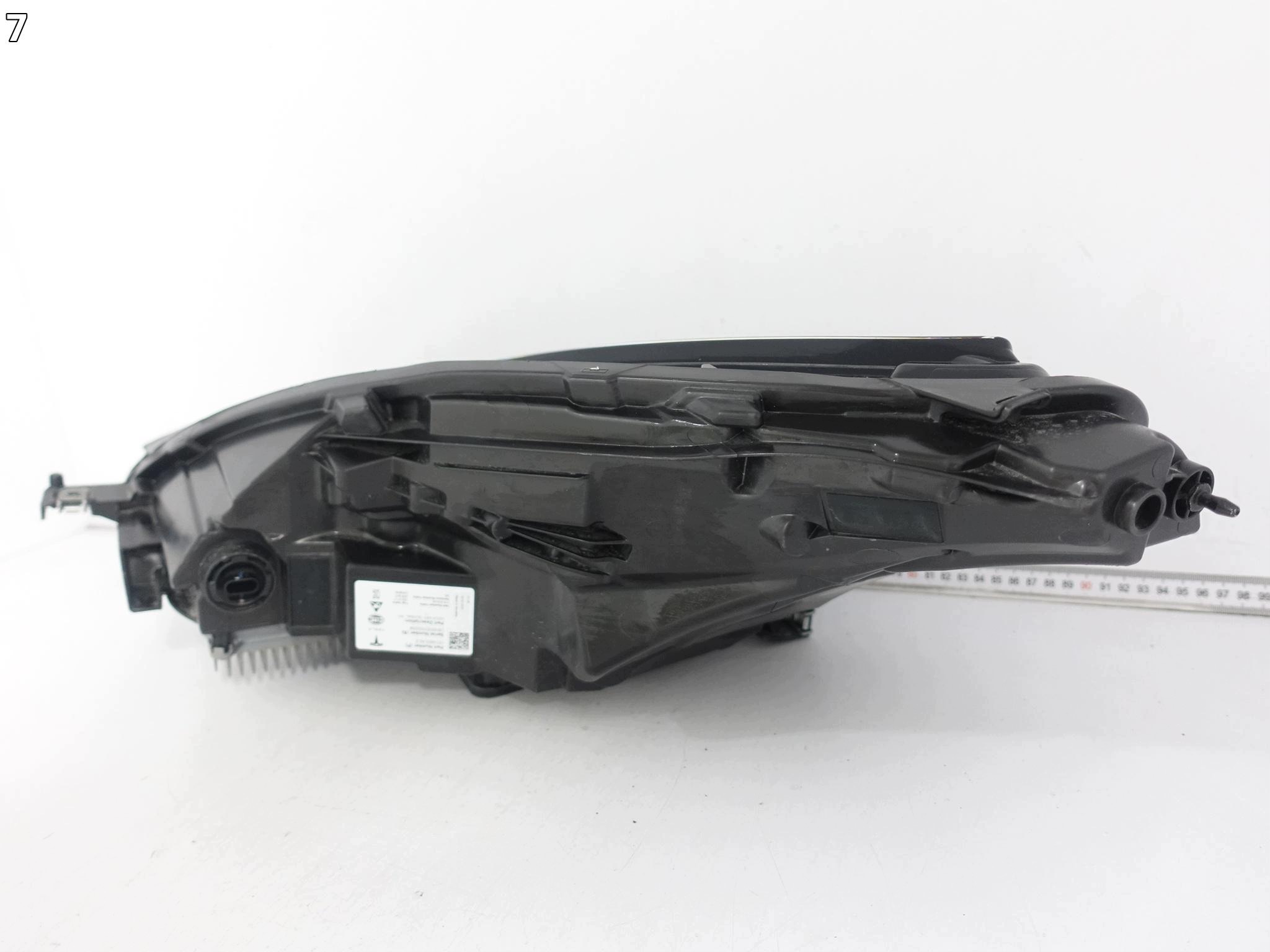TESLA MODEL Y 3 LIFT 20-25 light HEADLIGHT FULL LED right front EUROPA