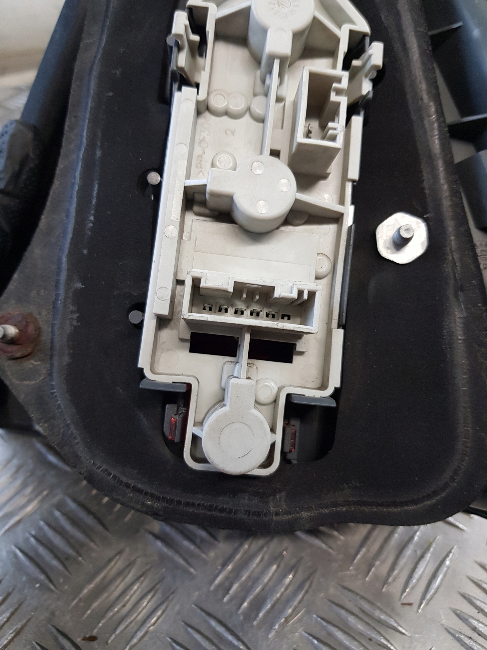 light left rear part 69277639 + WKLAD BMW E46 COMPACT LIFT 03R- EU