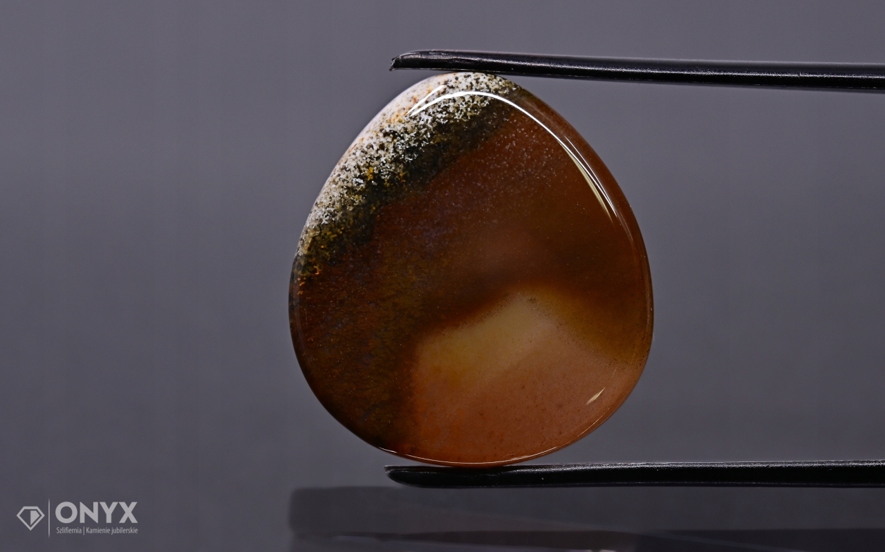 Dendritový achát z Kazachstánu mělký slzný 24,5x22