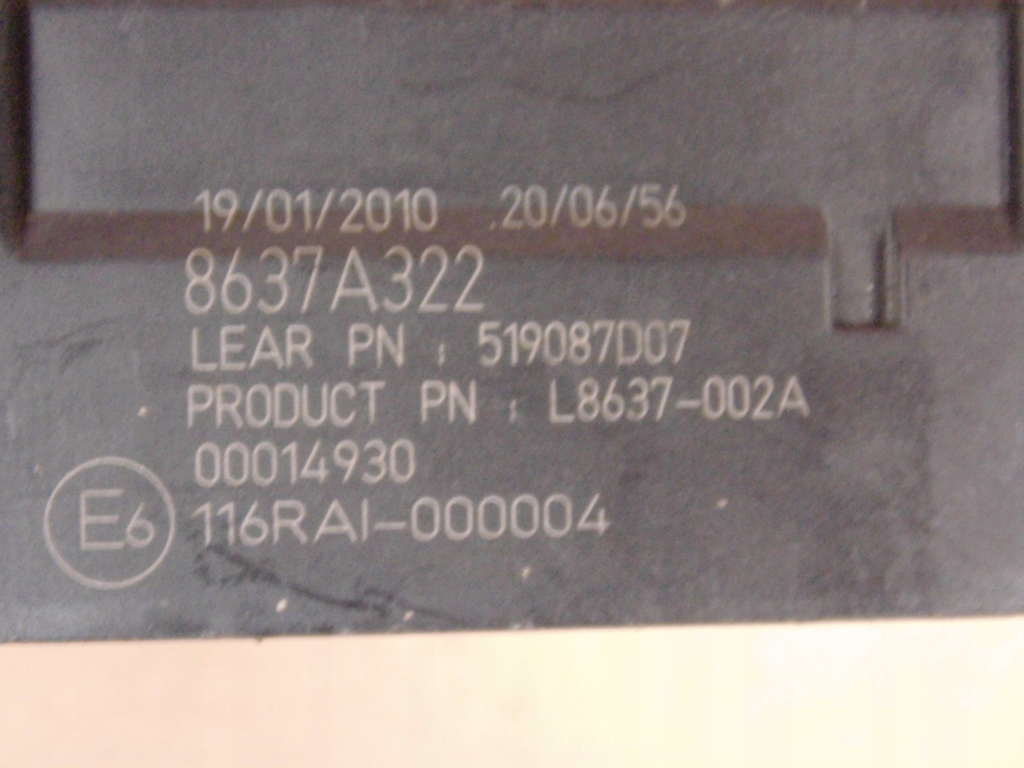 Peugeot 4007 modulo 8637A322