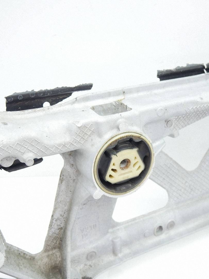 axle beam subframe front subframe of the engine VW PASSAT B8 2.0 TDI 3Q0199369E