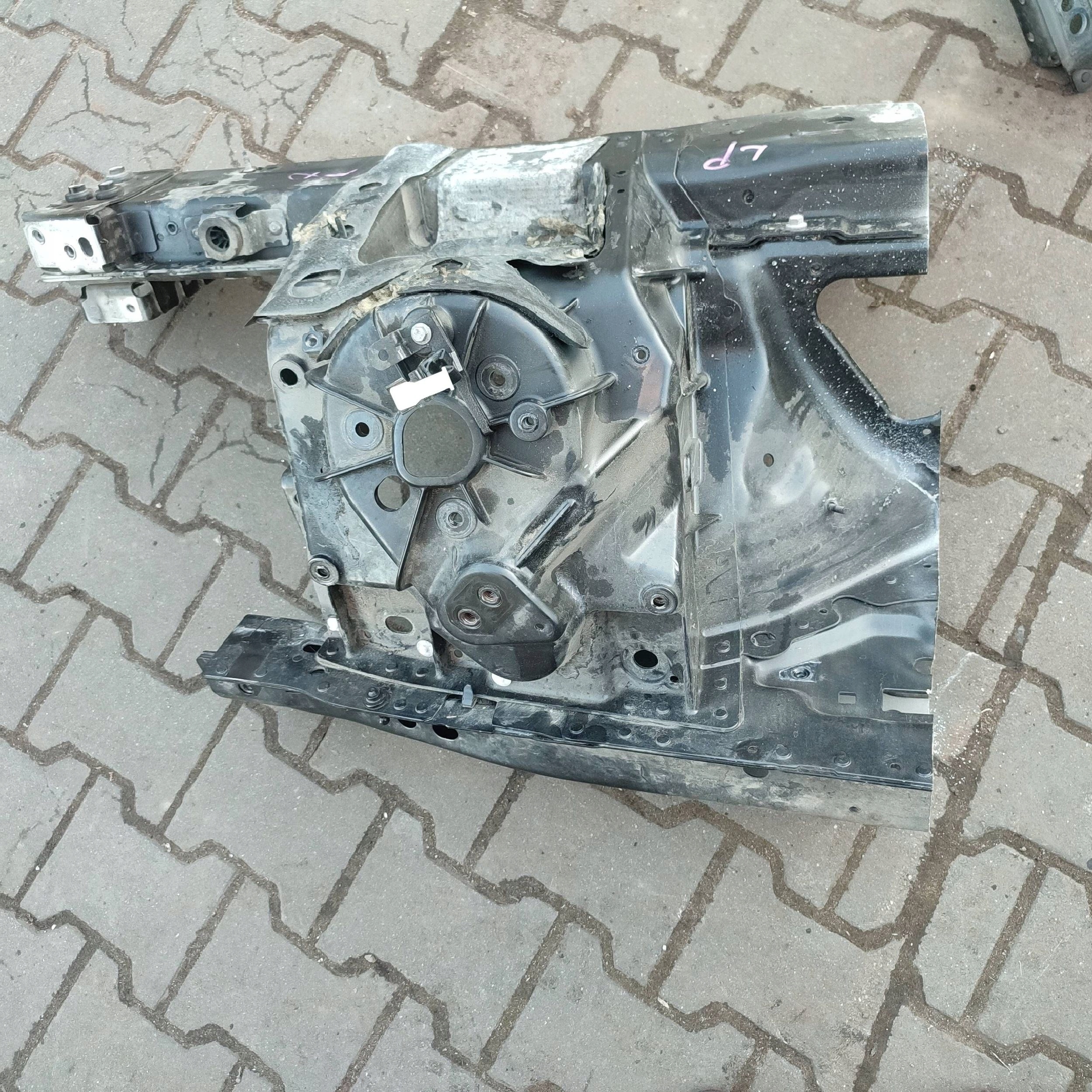 quarter front side left Jaguar F-Pace