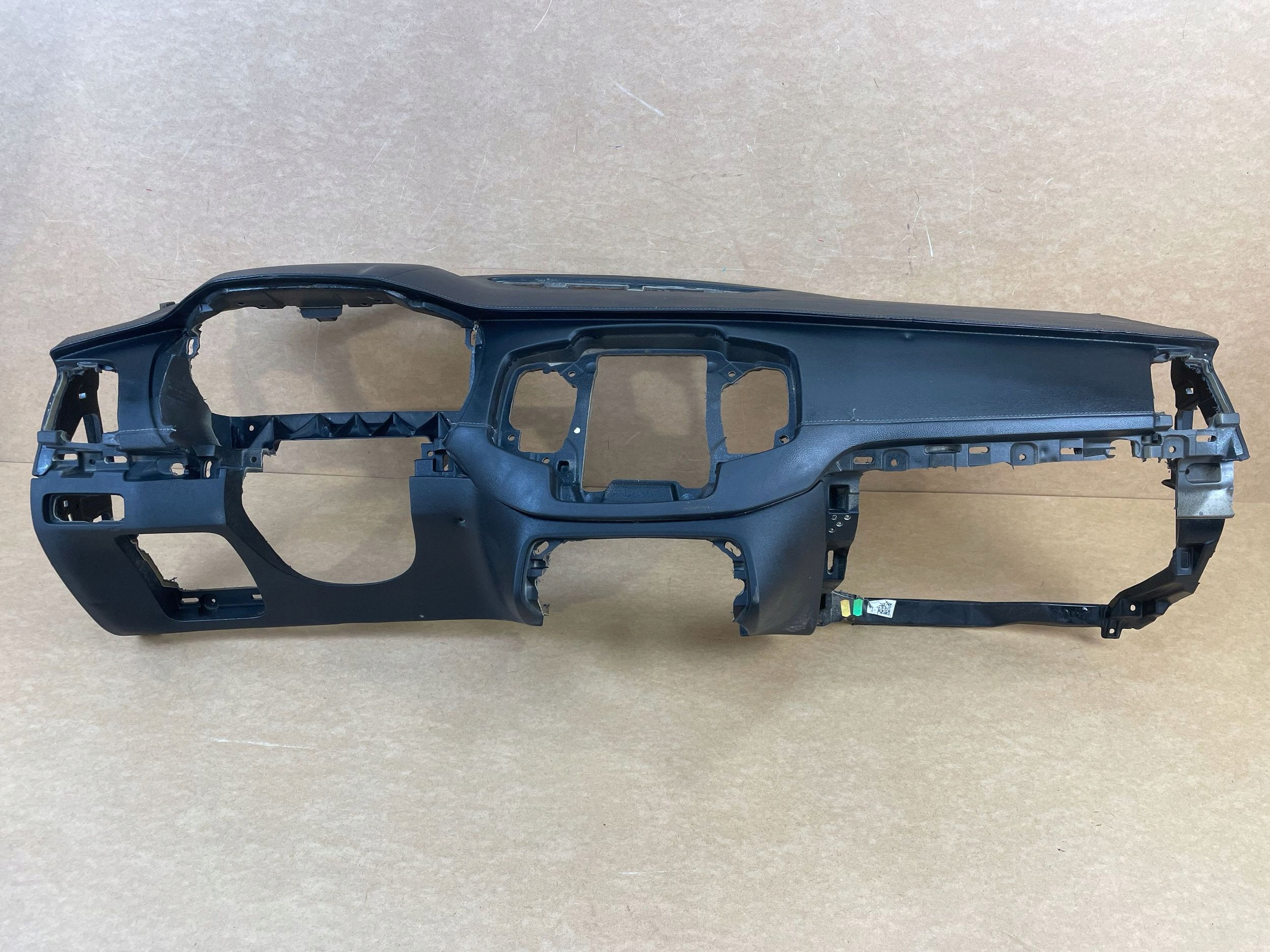 dashboard instrument panel cockpit upholstery VOLVO XC90 II 2 HEAD UP 31363702